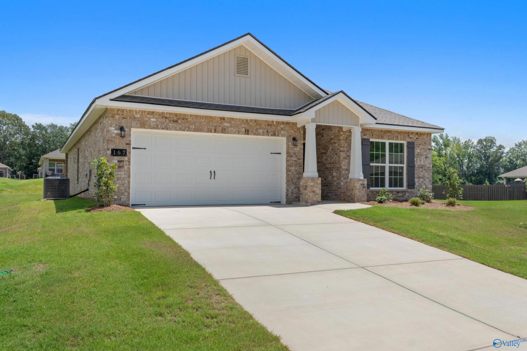 Image 2 of Davidson Homes' New Home at 167 River Pointe Drive