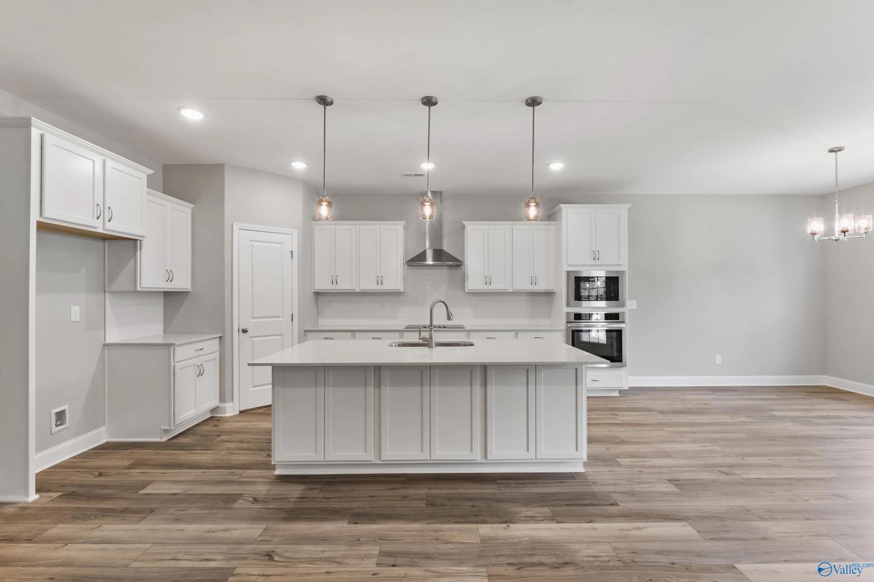 Image 6 of Davidson Homes' New Home at 29186 Canoe Circle