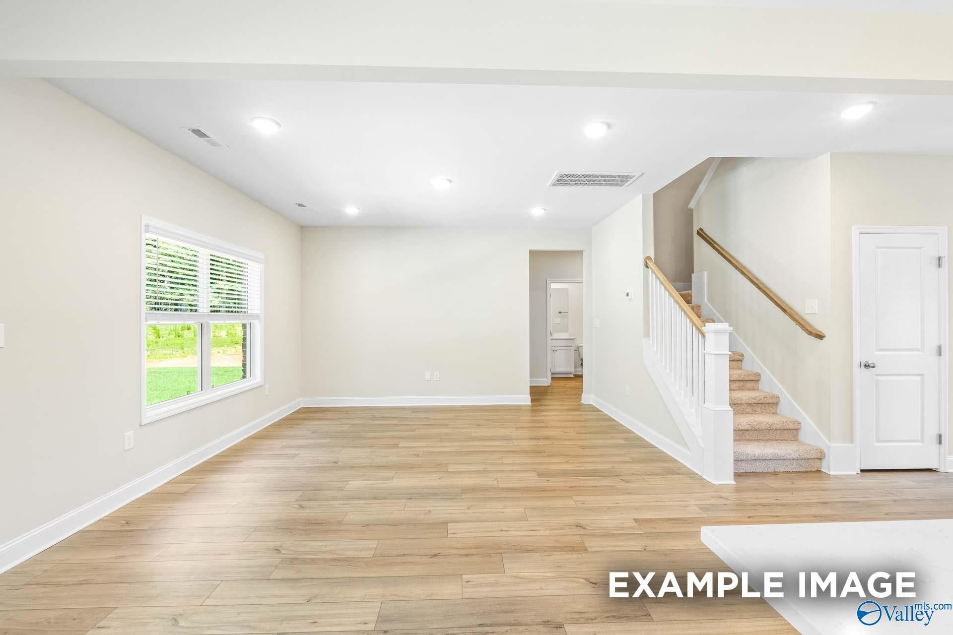 Image 14 of Davidson Homes' New Home at 207 Cave Lake