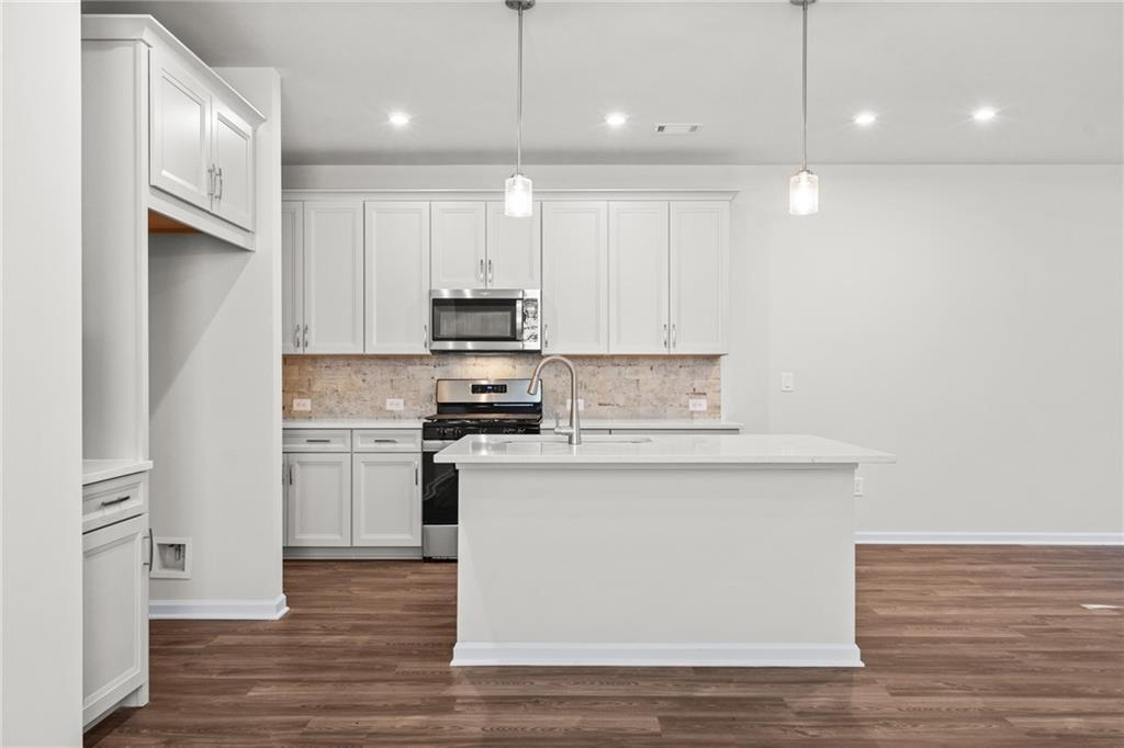 Image 12 of Davidson Homes' New Home at 748 Smokey Quartz Way