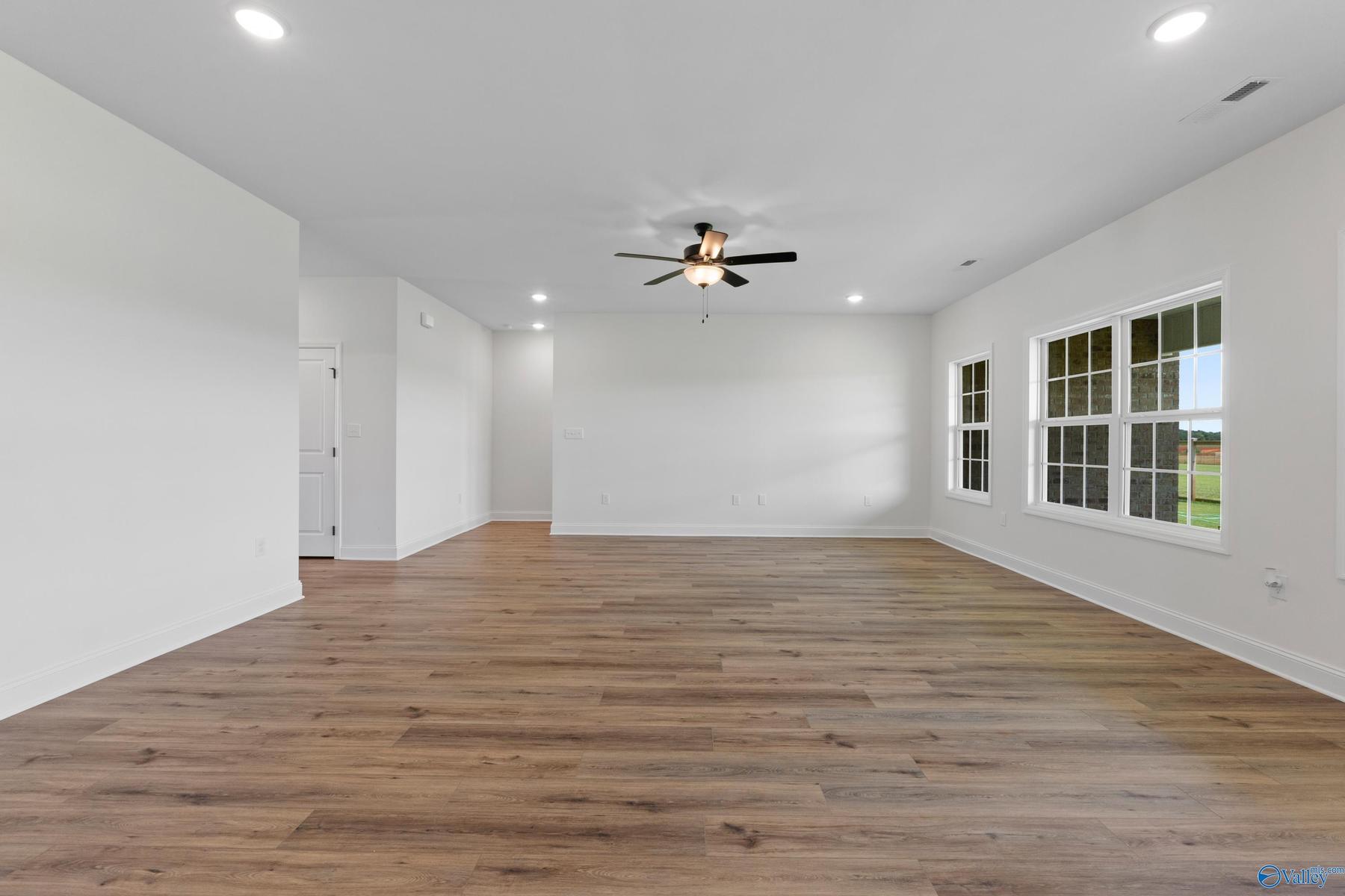Image 8 of Davidson Homes' New Home at 206 Kendall Farms Boulevard