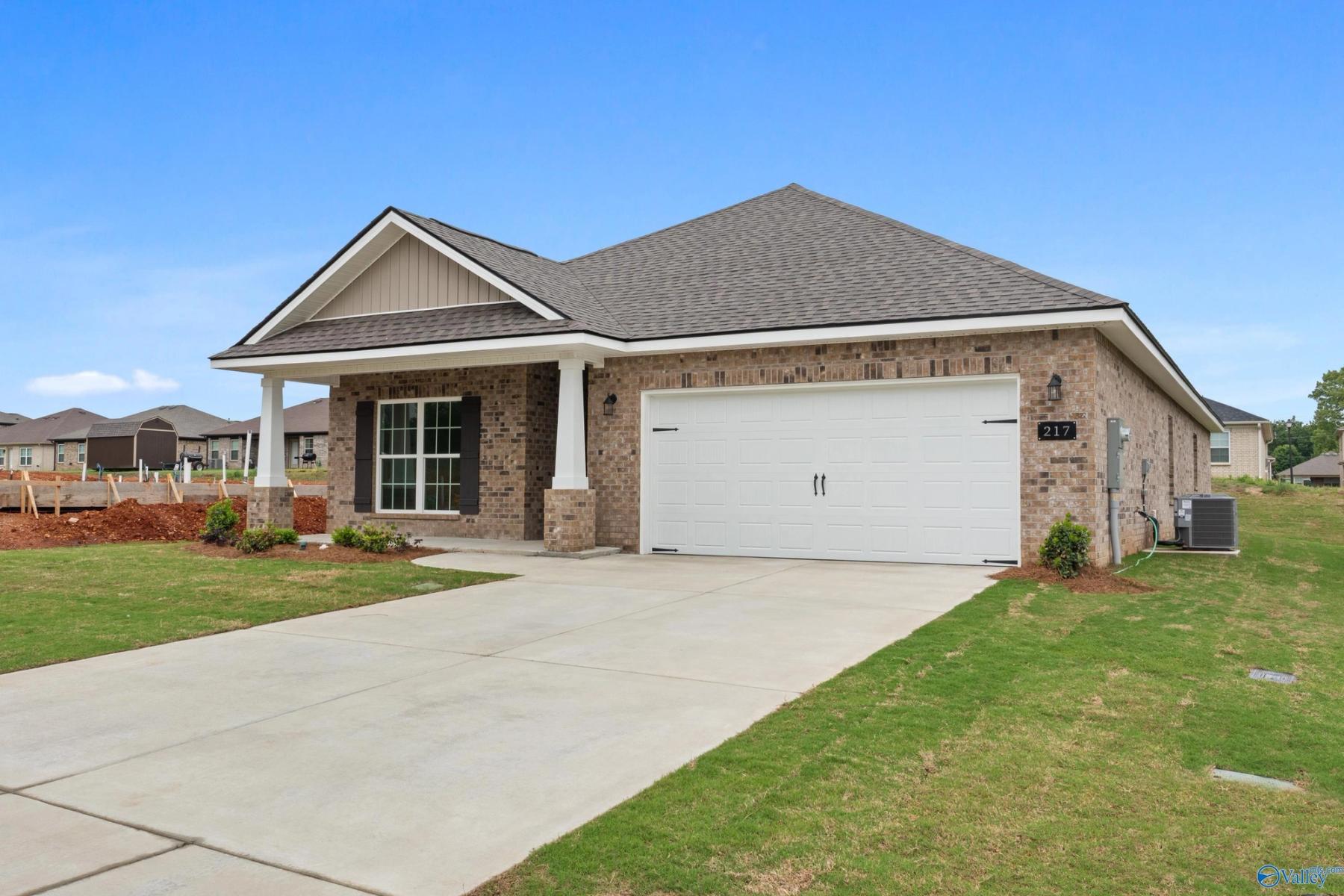 Image 31 of Davidson Homes' New Home at 217 Pine Island Avenue