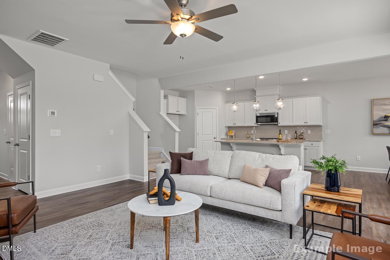 Image 4 of Davidson Homes' New Home at 322 Gregory Village Drive