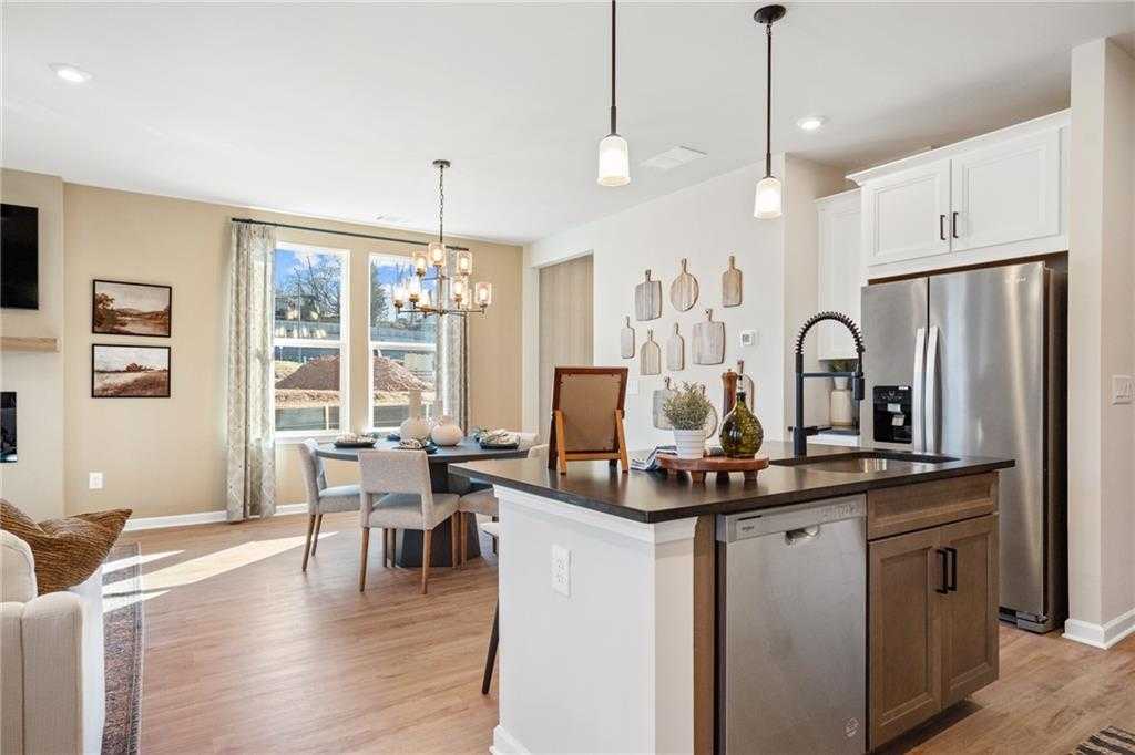 Image 10 of Davidson Homes' New Home at 710 Smokey Quartz Way