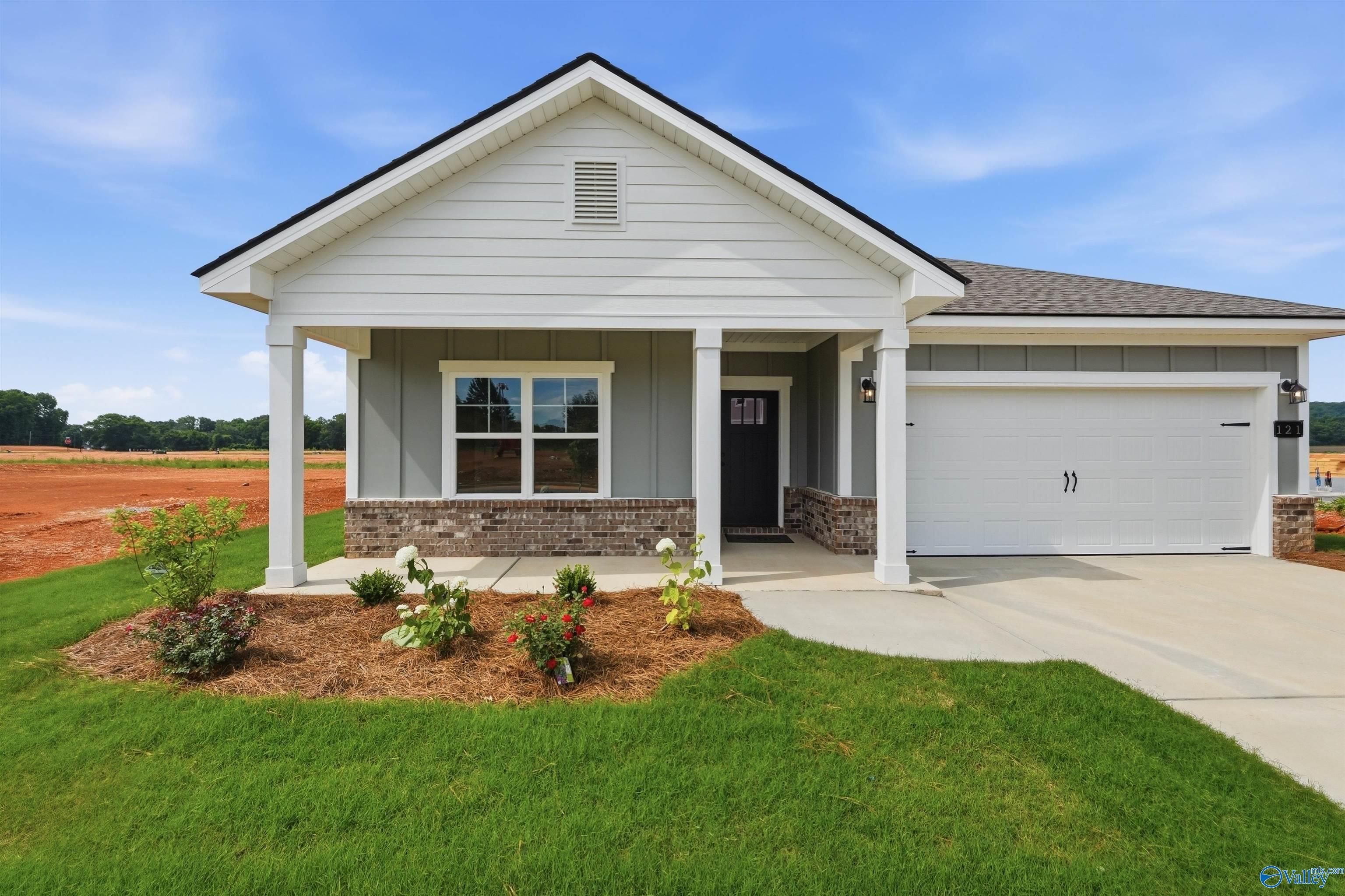 Exterior view of Davidson Homes' New Home at 121 Berry Cove Avenue