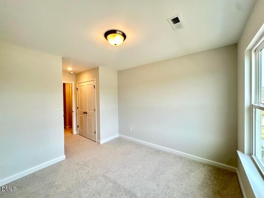 Image 15 of Davidson Homes' New Home at 602 Thatch Lane