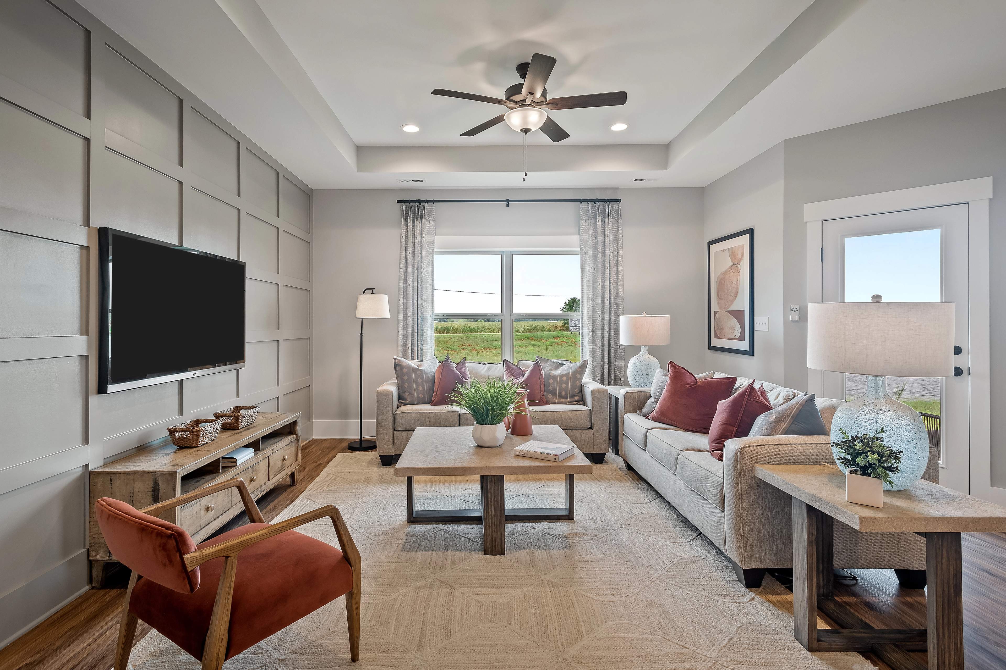 Beautiful Heritage Lakes Open Floor Plan