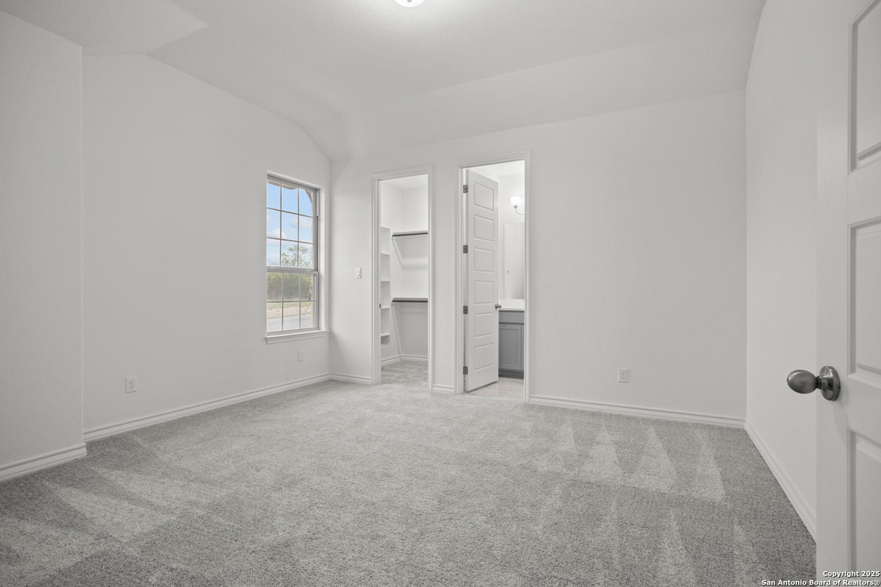 Image 18 of Davidson Homes' New Home at 222 Poe Parkway