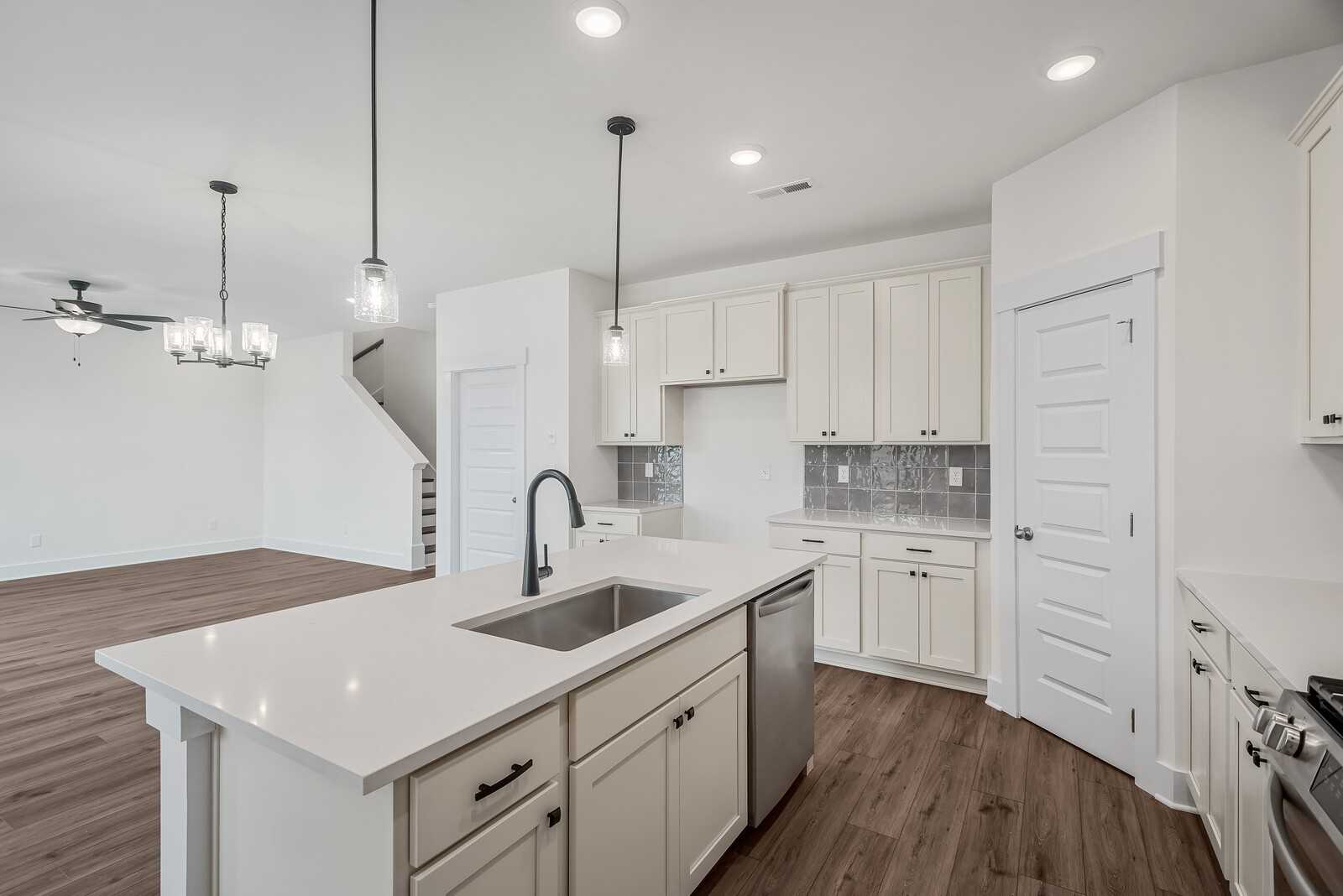 Image 17 of Davidson Homes' New Home at 404 Old Spring Ln