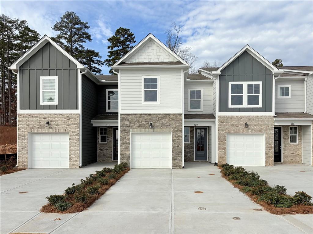 Exterior view of Davidson Homes' New Home at 520 Crown Drive
