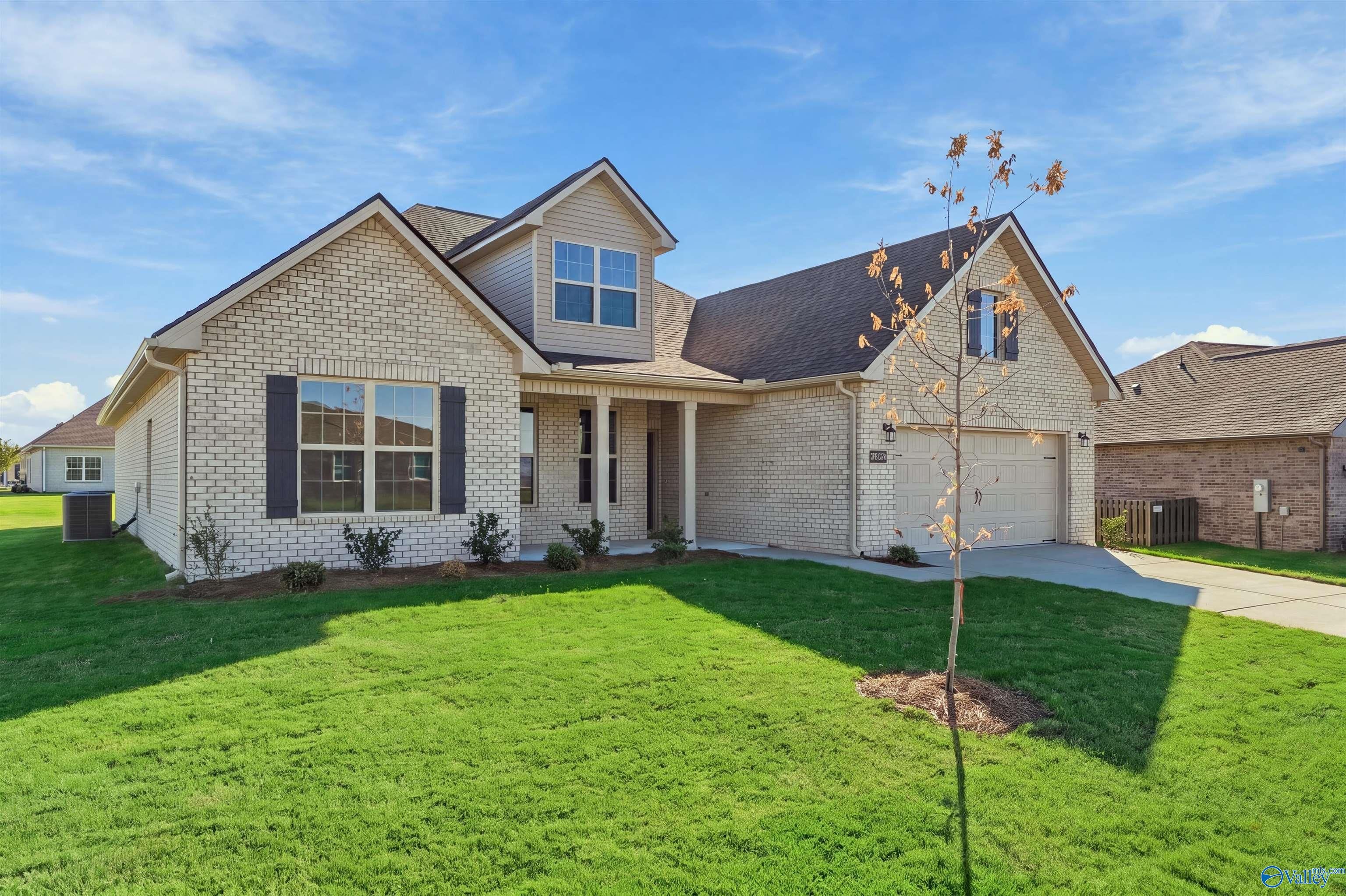 Image 2 of Davidson Homes' New Home at 29452 Crawfish Drive