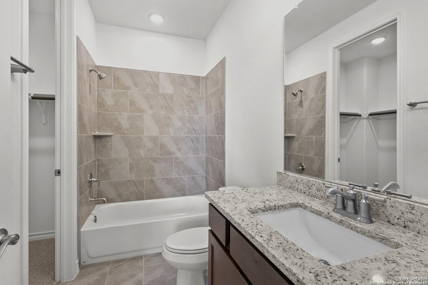Image 40 of Davidson Homes' New Home at 14474 Costa Leon