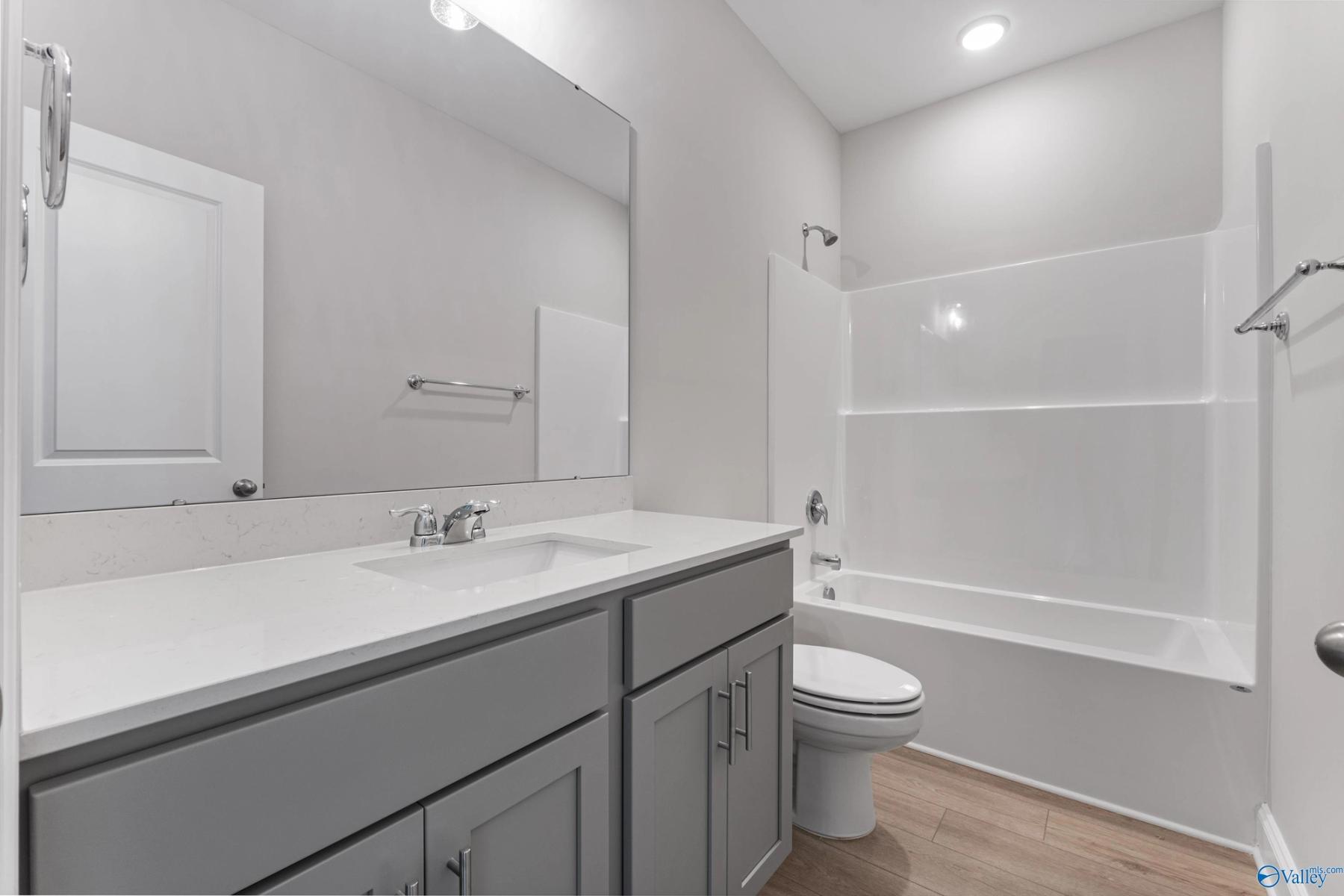 Image 21 of Davidson Homes' New Home at 162 River Pointe Drive