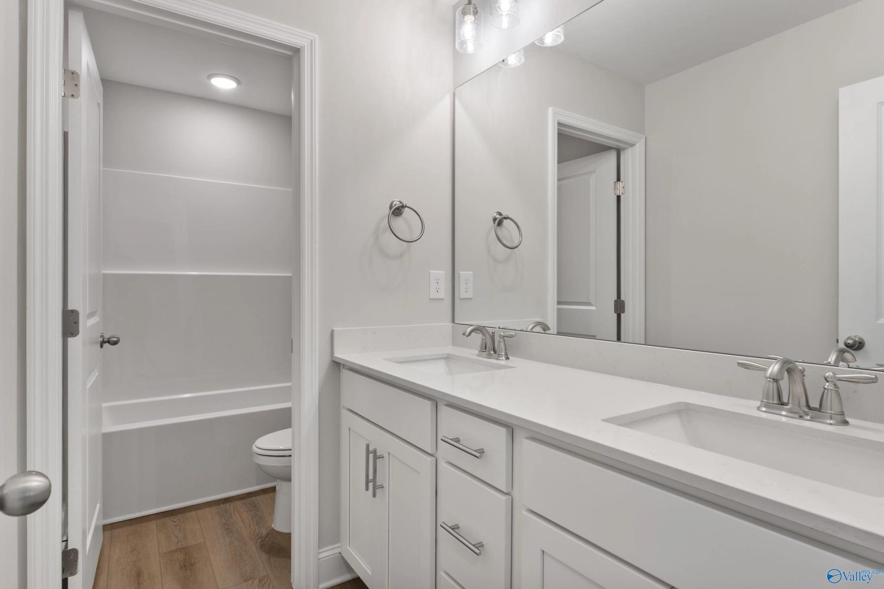 Image 17 of Davidson Homes' New Home at 148 Rose Valley Drive