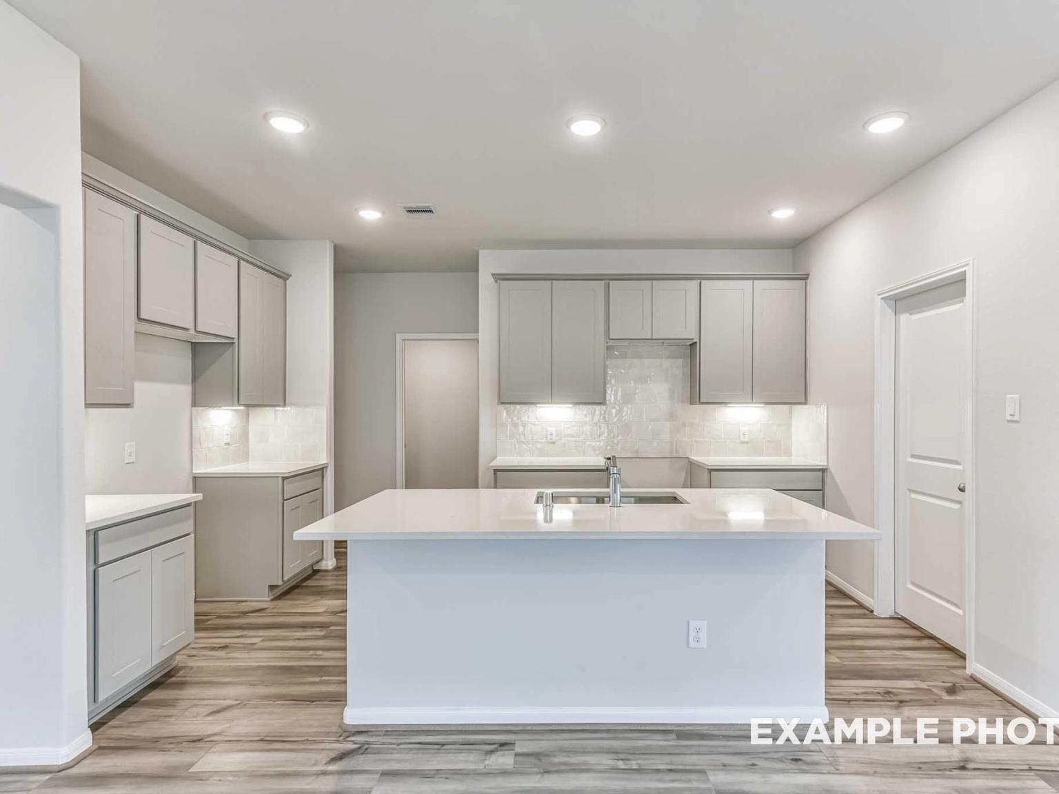 Image 6 of Davidson Homes' New Home at 107 Sabinal Lane