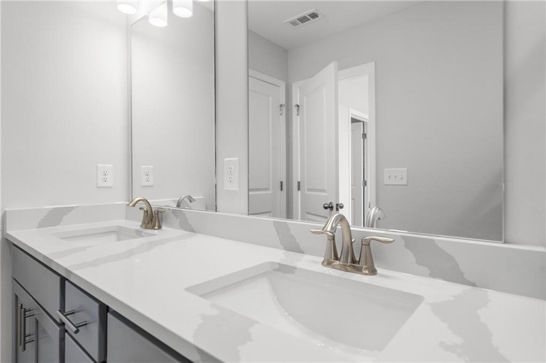 Image 47 of Davidson Homes' New Home at 103 Park Ridge Circle