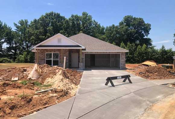 Exterior view of Davidson Homes' New Home at 3107 Chestnut Court SE