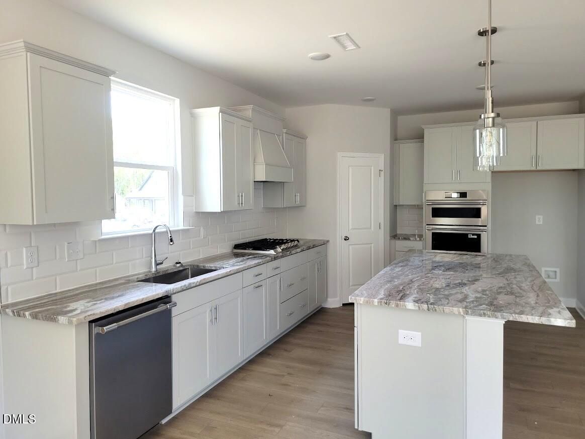 Image 6 of Davidson Homes' New Home at 203 Crop Road