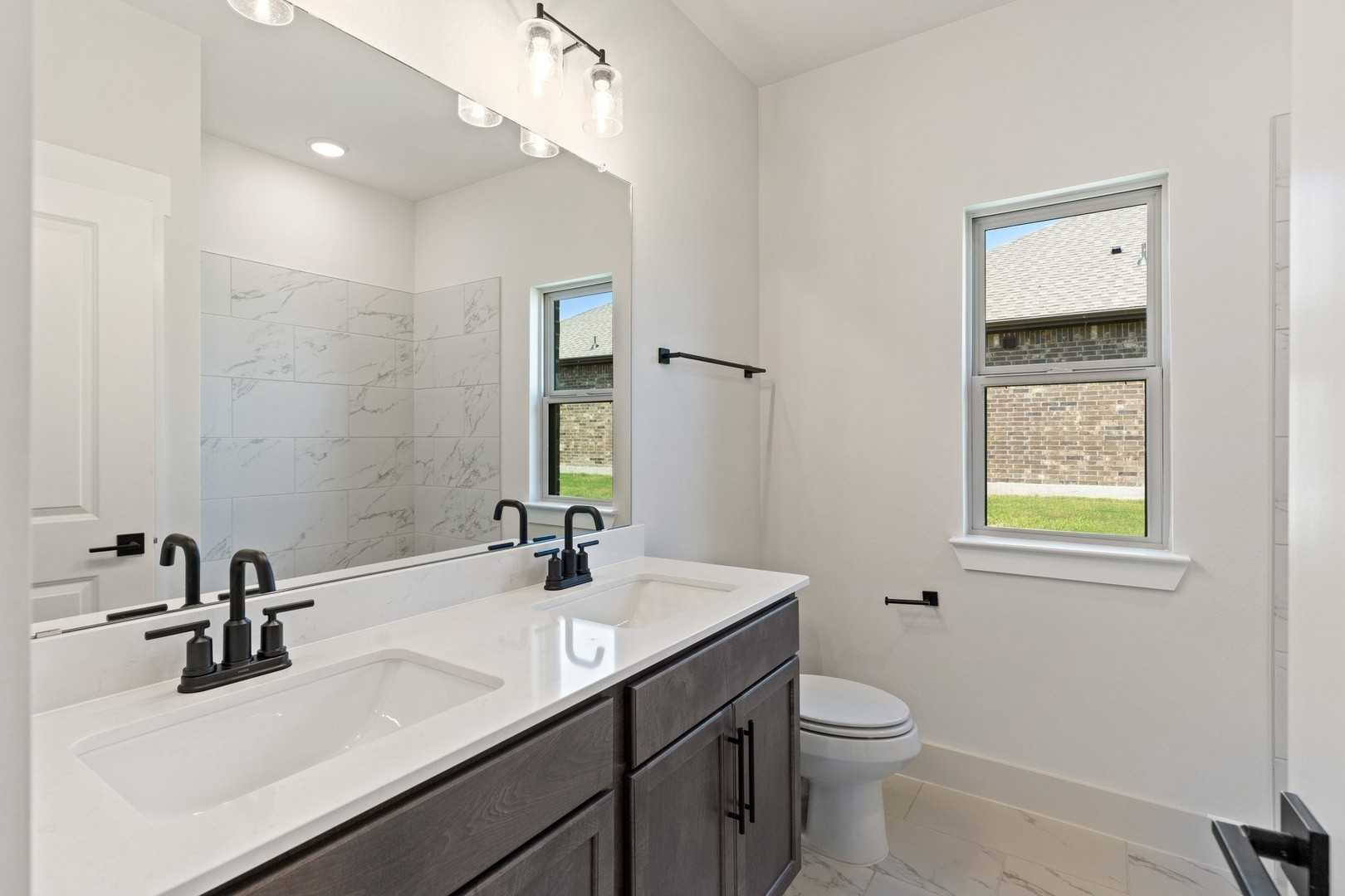 Image 18 of Davidson Homes' New Home at 214 Briarwood Drive