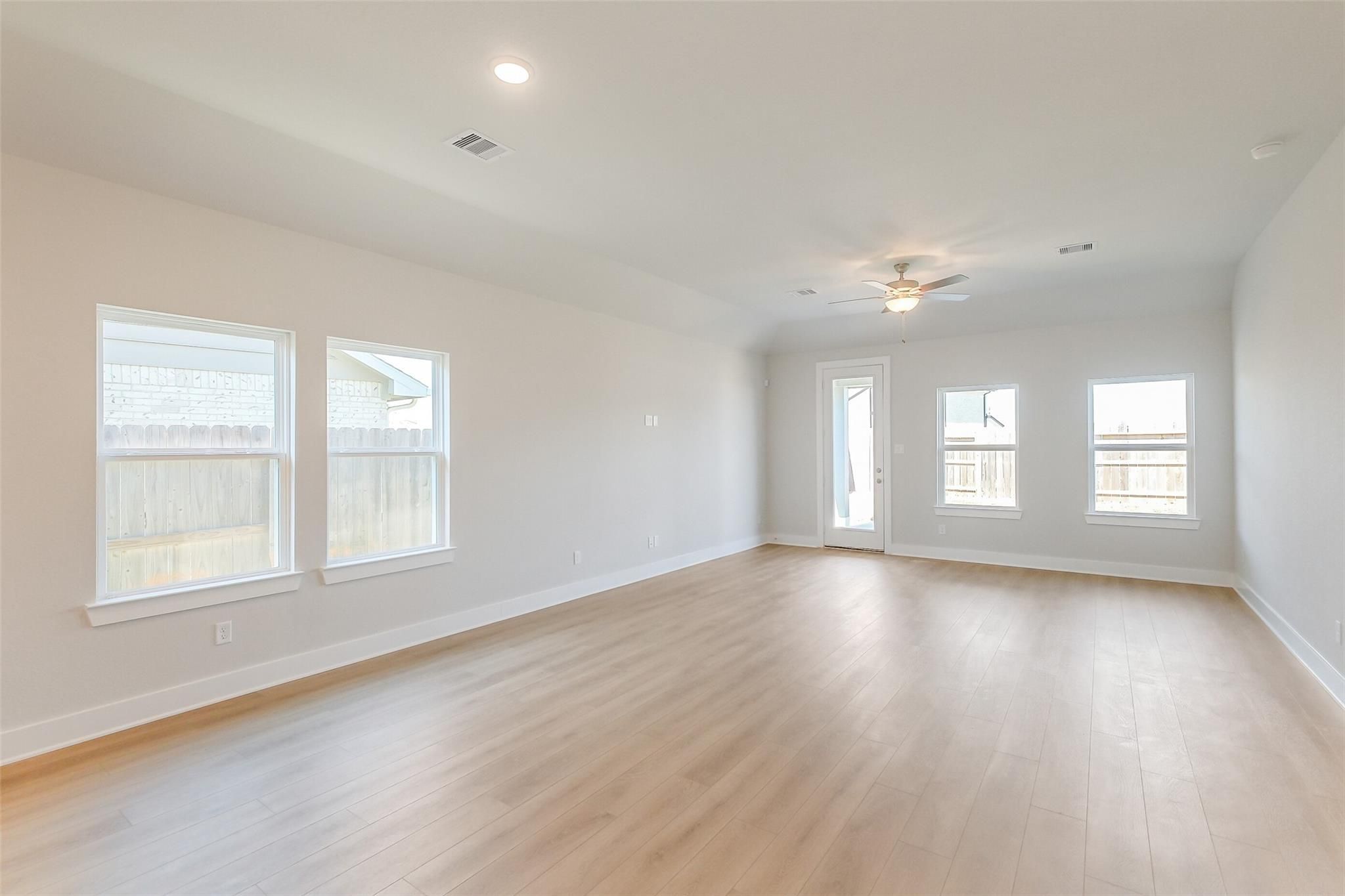 Image 18 of Davidson Homes' New Home at 2537 Allegretto Sea Drive