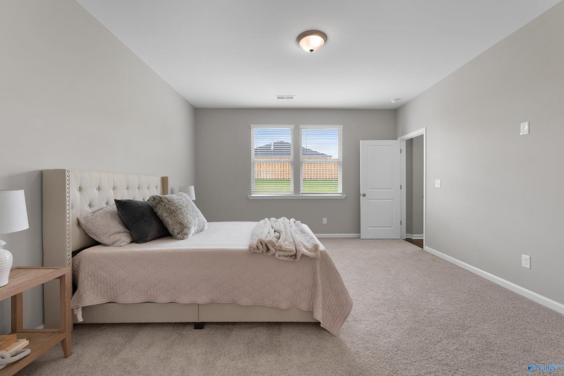 Image 12 of Davidson Homes' New Home at 102 Evergreen Mill Ln