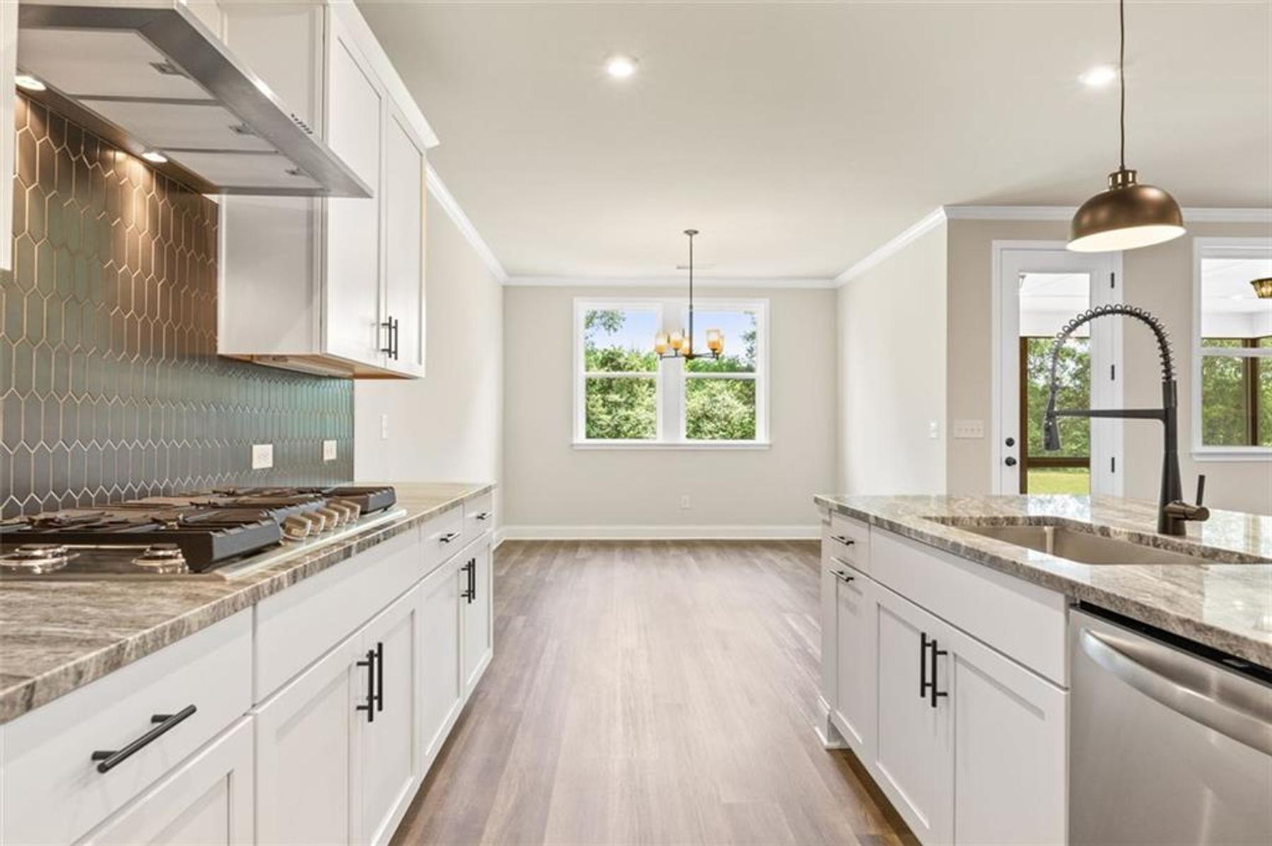Image 19 of Davidson Homes' New Home at 537 Grand Wehunt Drive