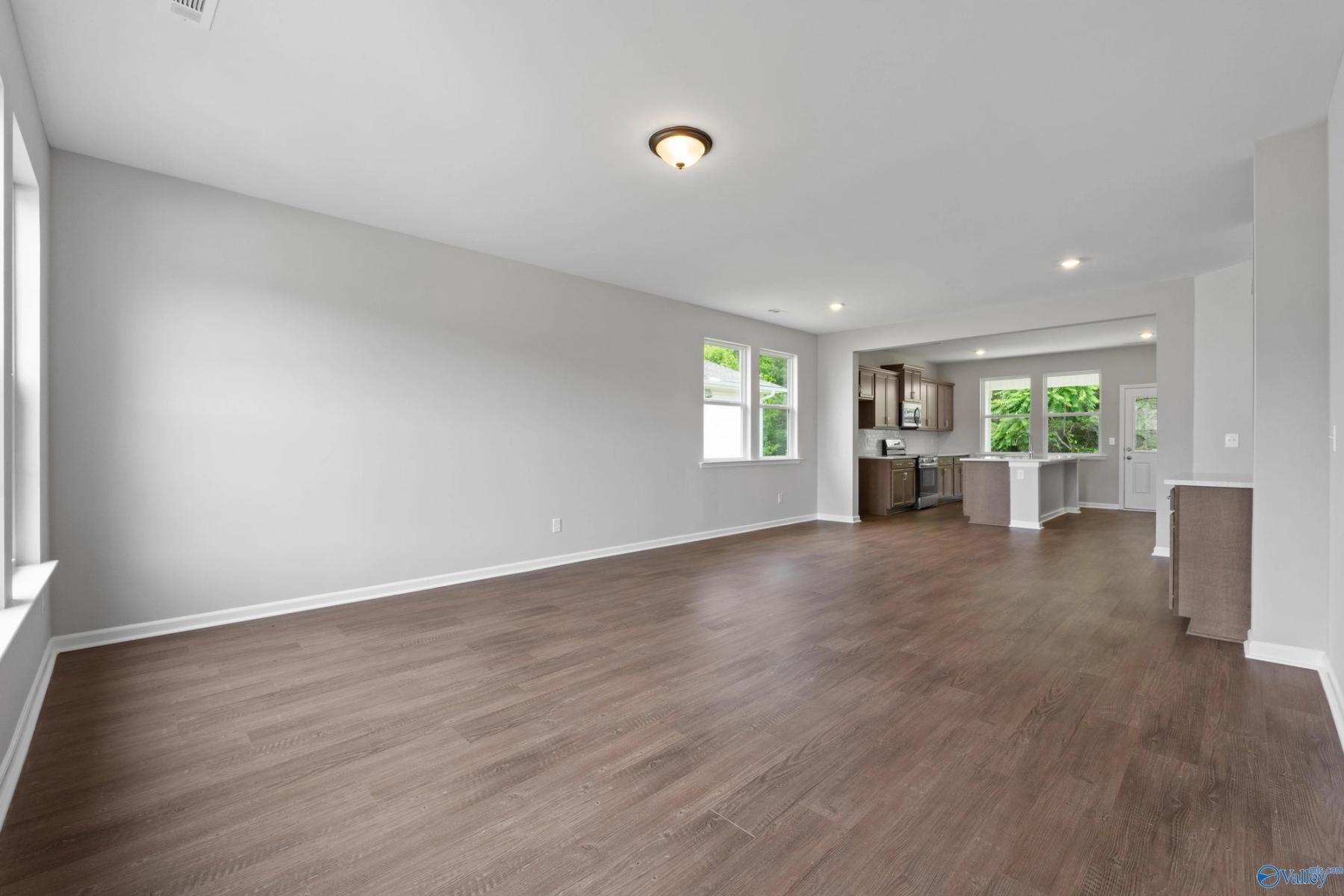 Image 10 of Davidson Homes' New Home at 115 Plum Tree Lane