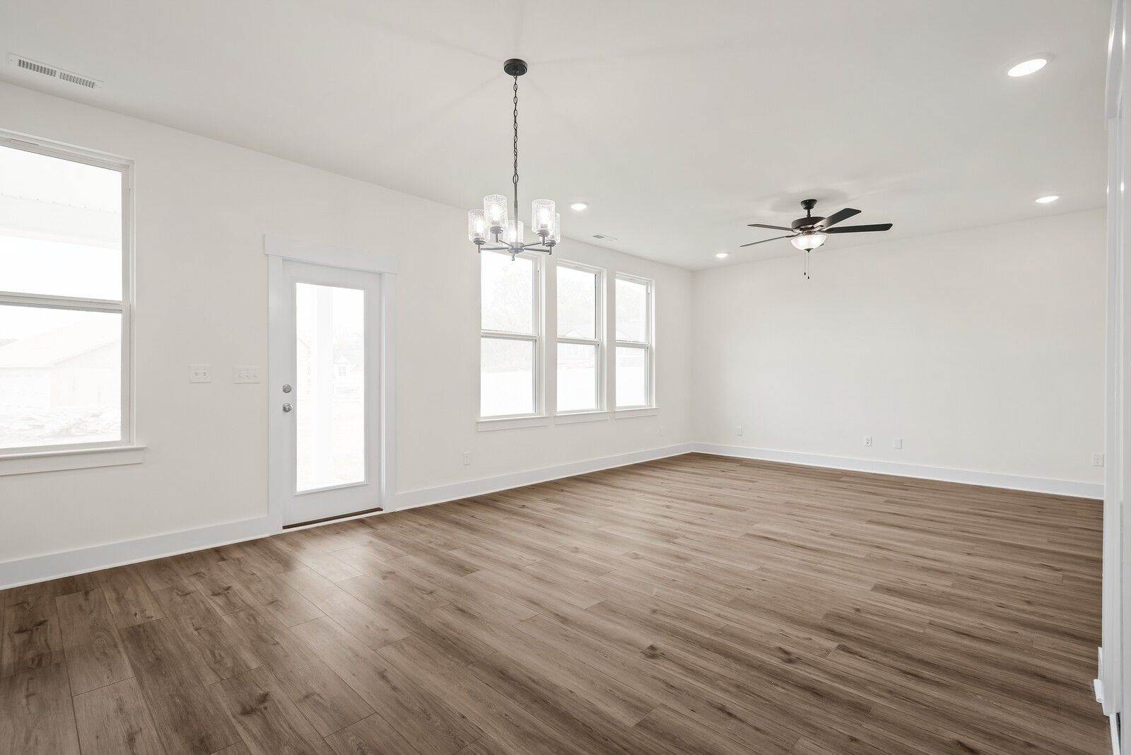 Image 14 of Davidson Homes' New Home at 404 Old Spring Ln