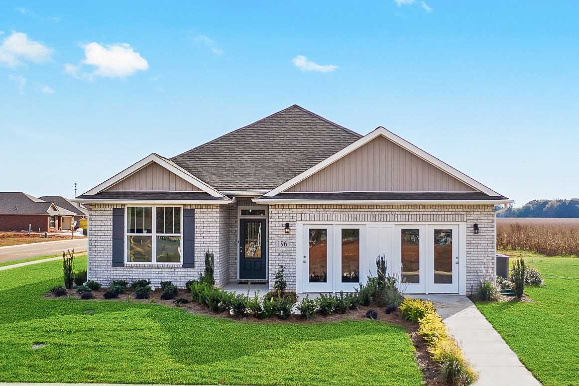 The Everett plan exterior with light-colored brick in Hazel Green, AL