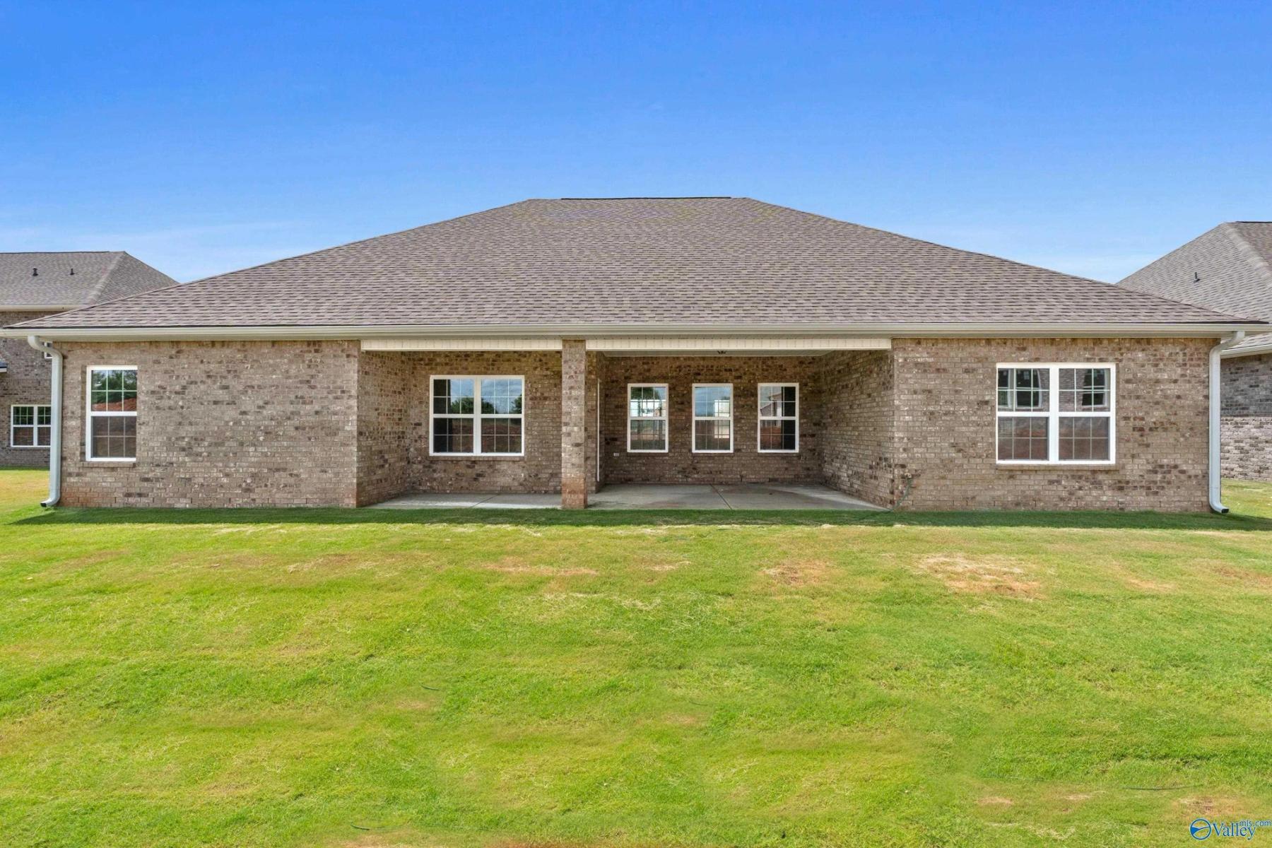 Image 32 of Davidson Homes' New Home at 213 Kendall Farms Boulevard