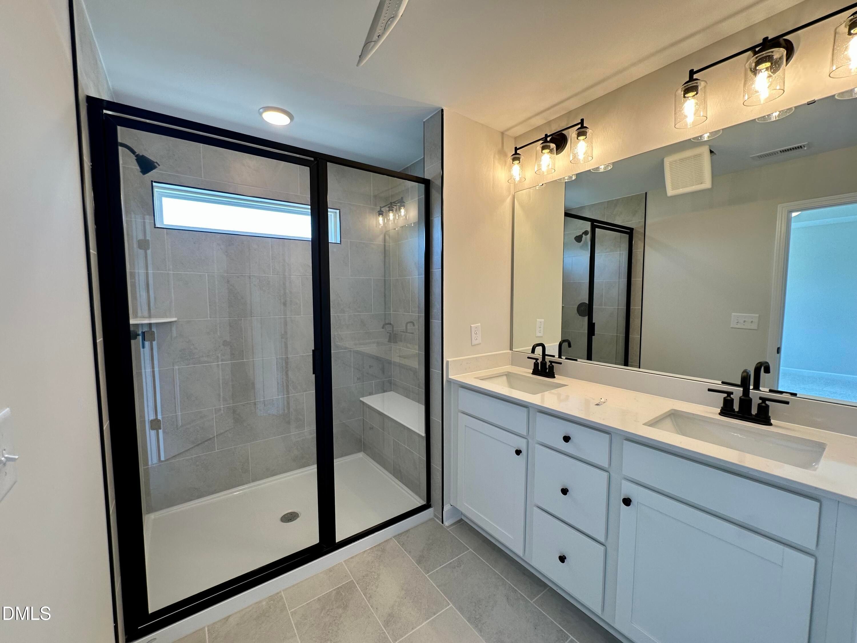 Image 12 of Davidson Homes' New Home at 608 Thatch Lane