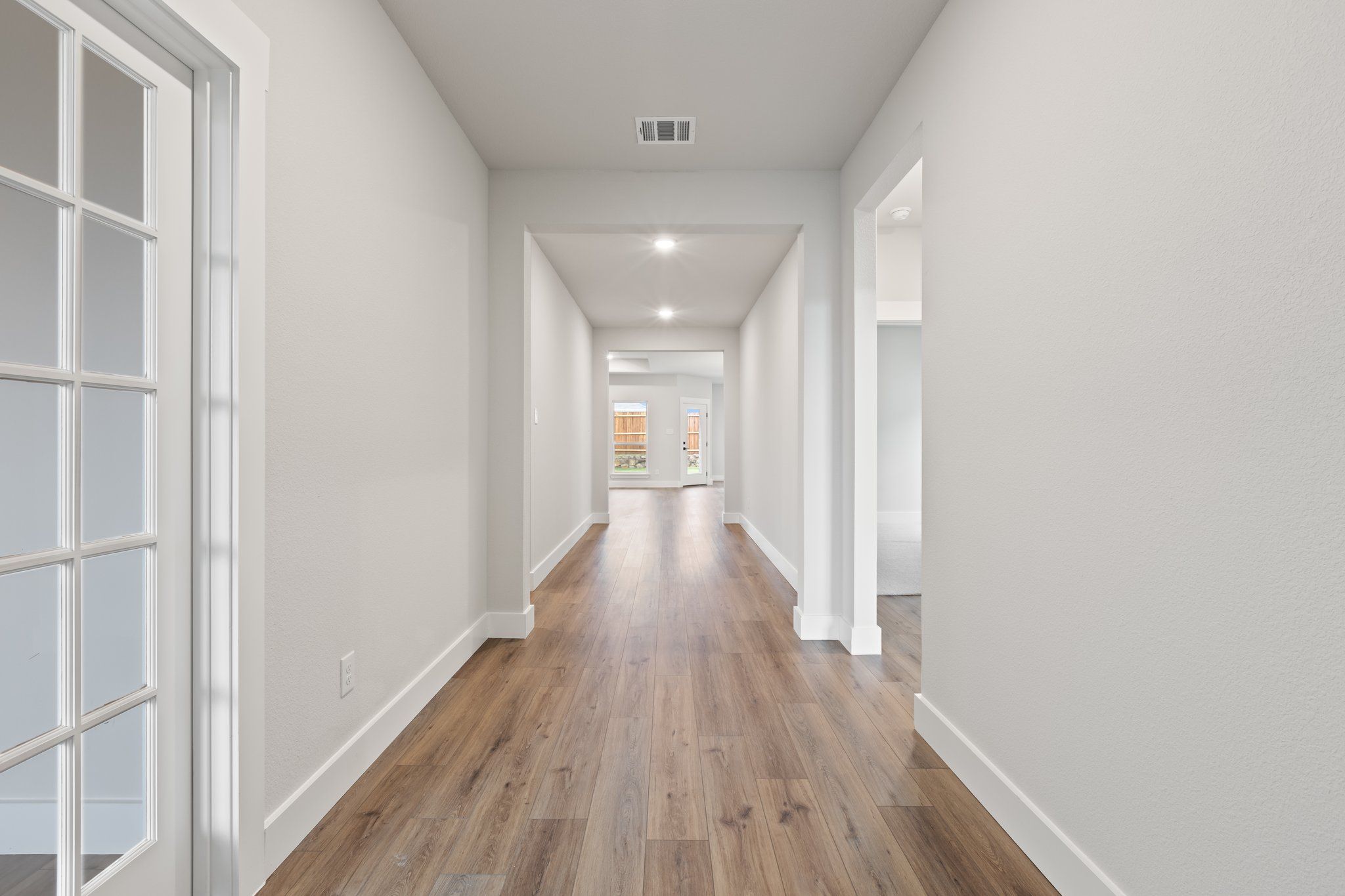 Image 4 of Davidson Homes' New Home at 215 Saddletree Drive
