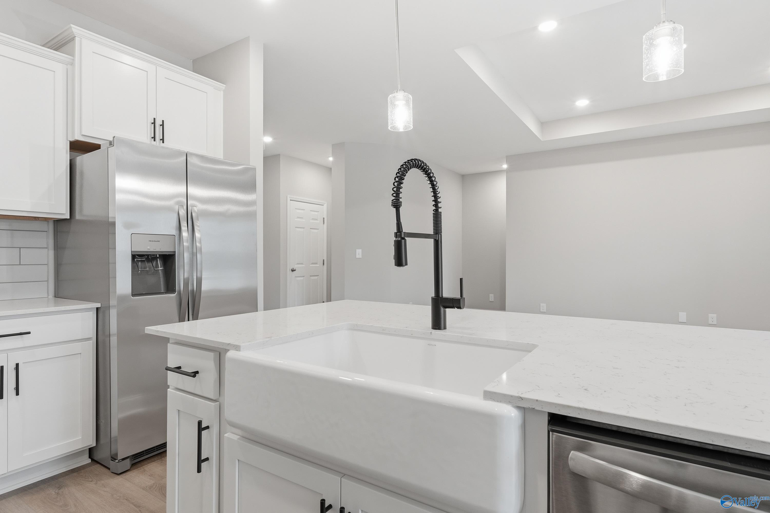 Image 2 of Davidson Homes' New Home at 415 Overland Pass