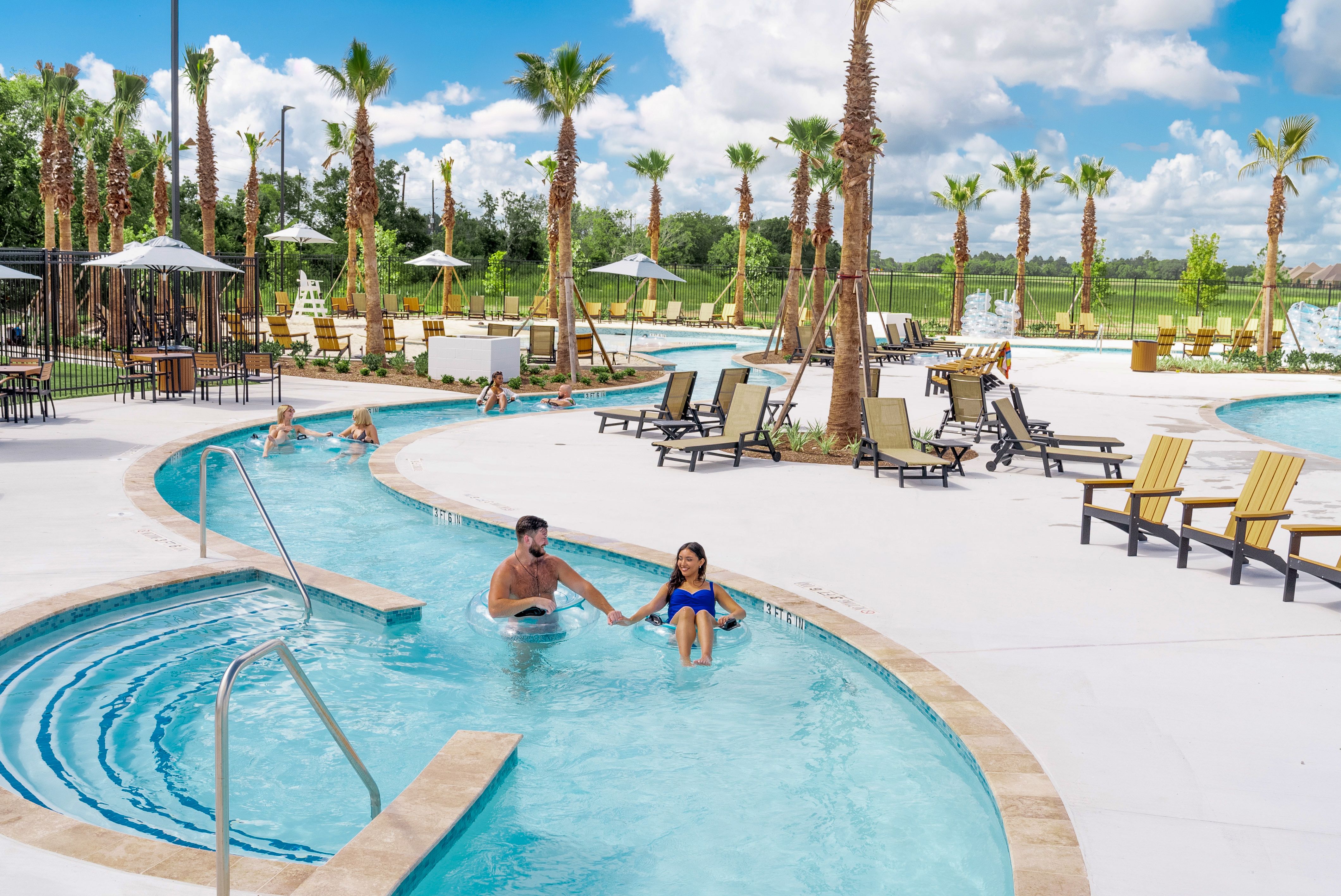 Sierra Vista’s Heated Lazy River & Amenity Village is NOW OPEN!