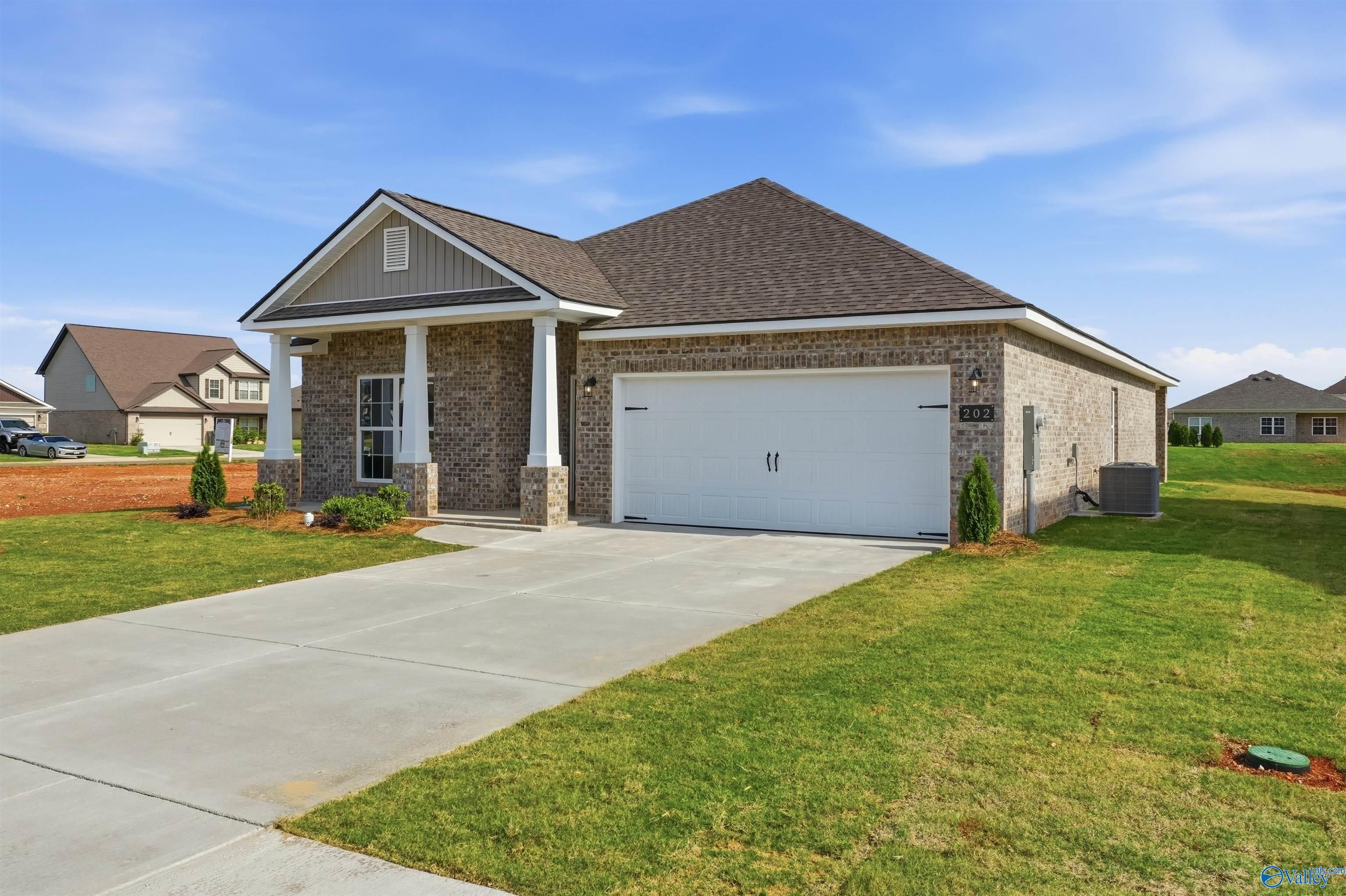 Image 5 of Davidson Homes' New Home at 202 Irish Hill Drive