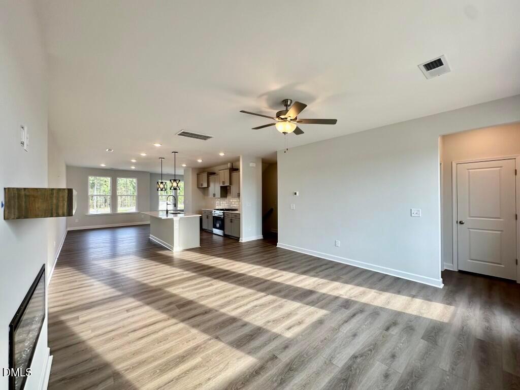 Image 8 of Davidson Homes' New Home at 602 Thatch Lane