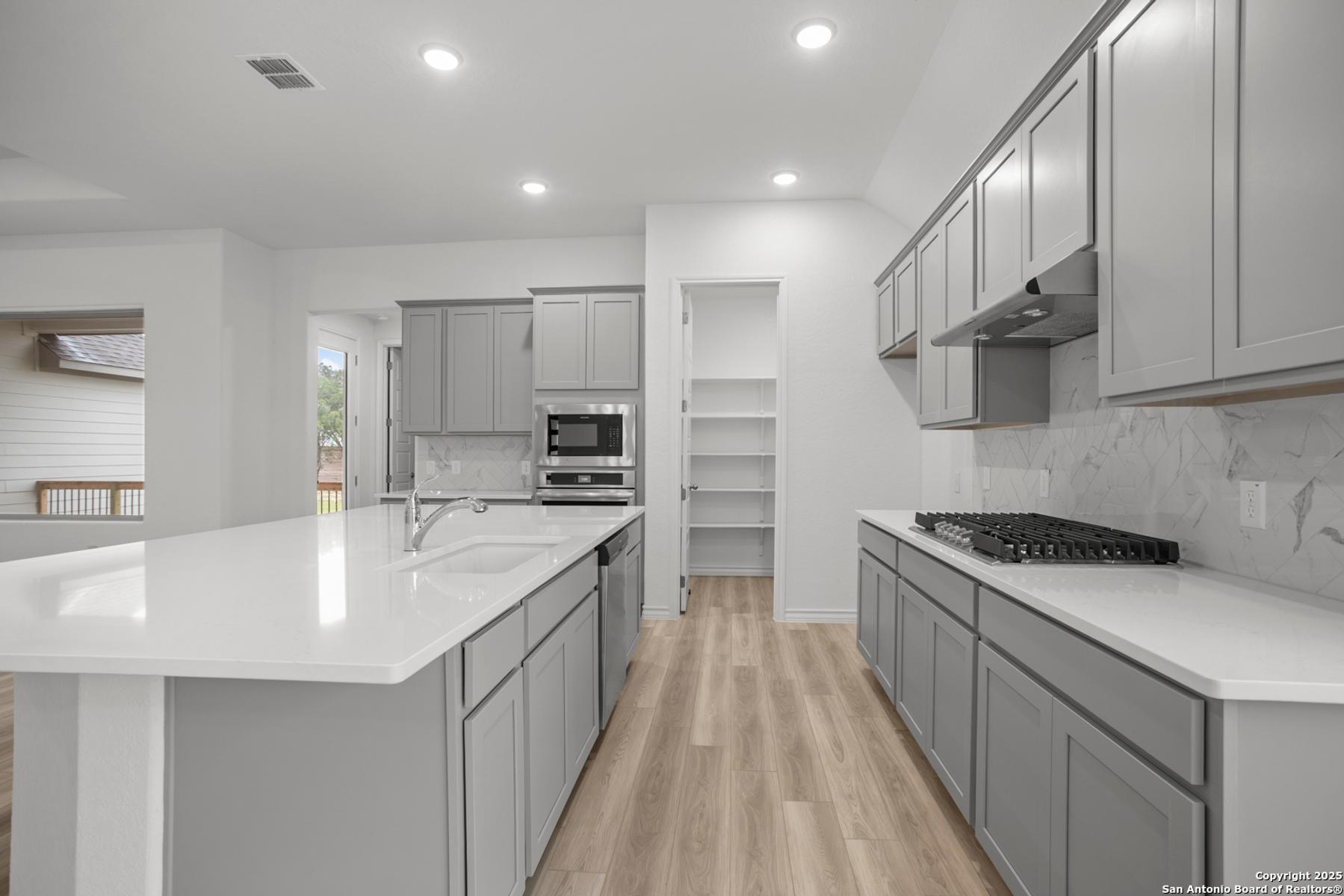 Image 11 of Davidson Homes' New Home at 222 Poe Parkway