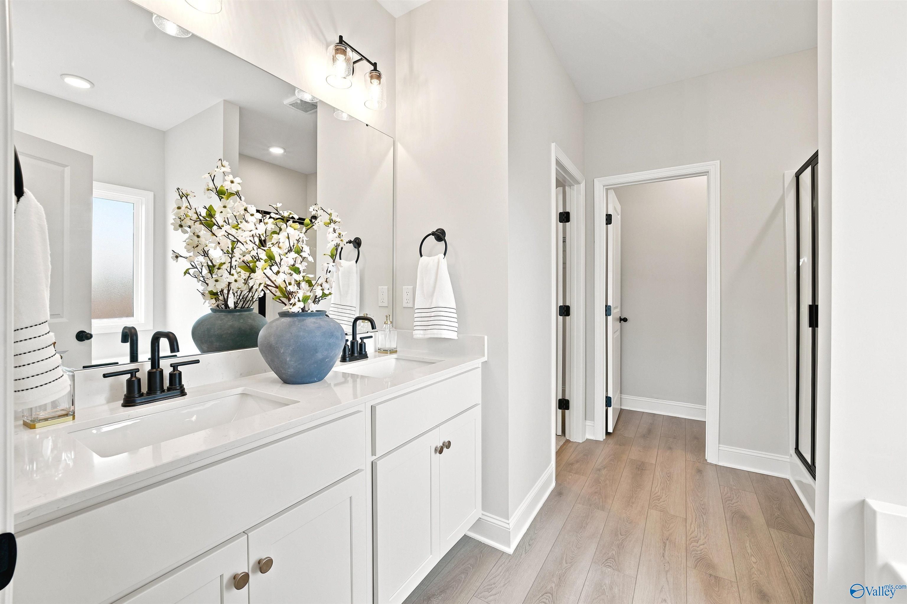 Image 8 of Davidson Homes' New Home at 121 Berry Cove Avenue