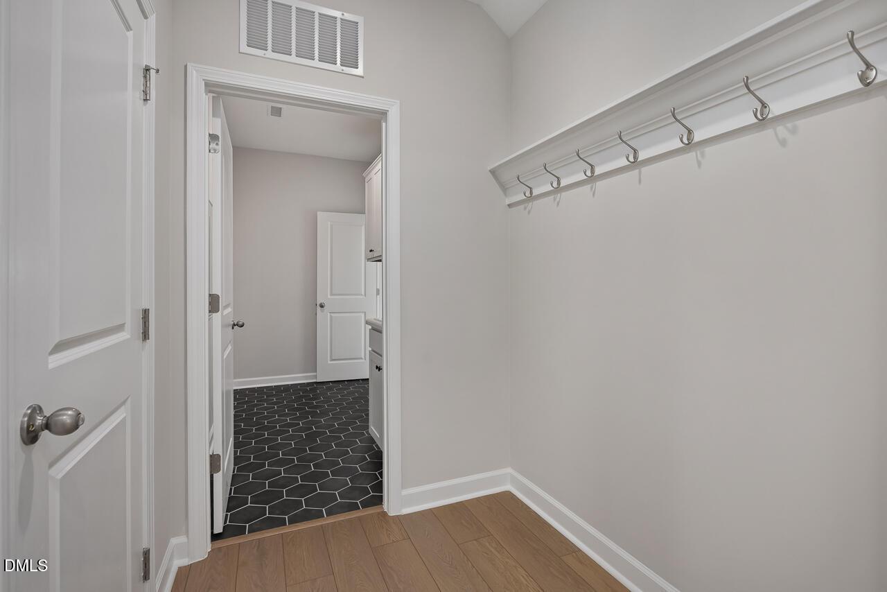 Image 6 of Davidson Homes' New Home at 428 Golden Dragonfly Street