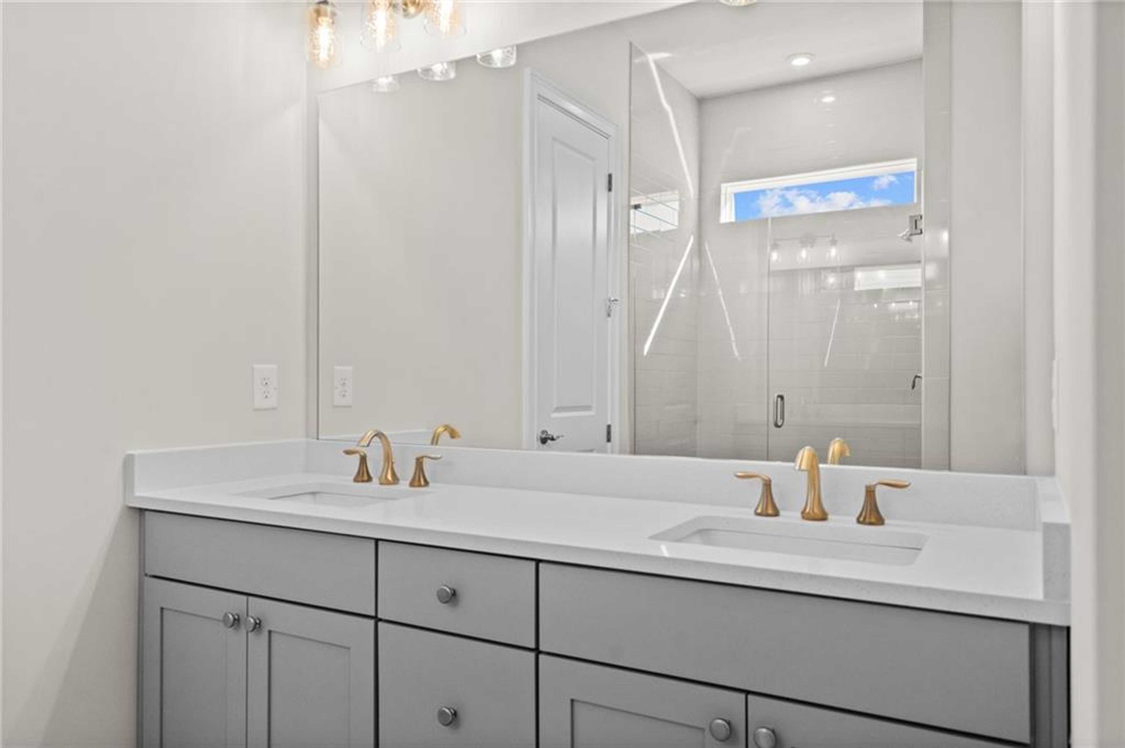 Image 10 of Davidson Homes' New Home at 2711 Twisted Oak Lane
