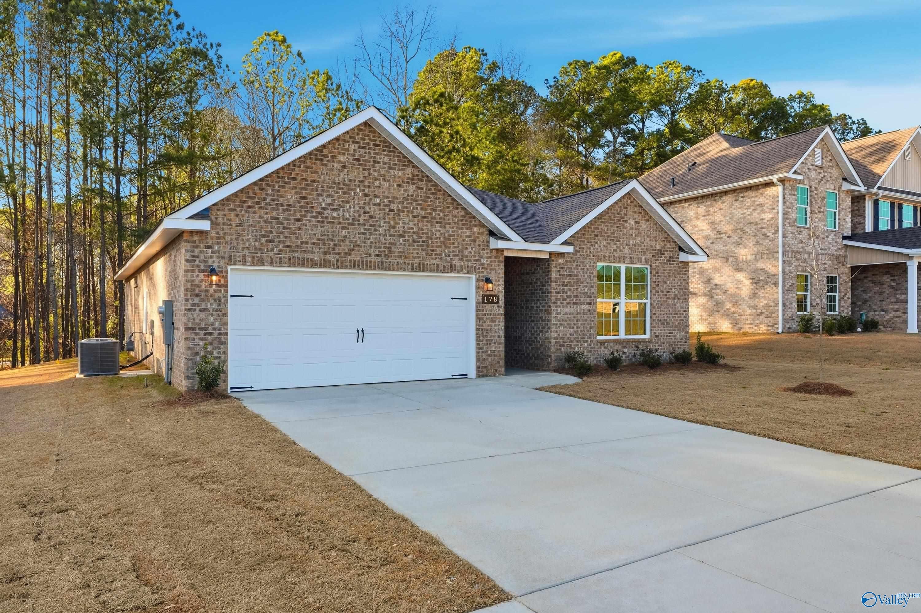 Image 6 of Davidson Homes' New Home at 178 Gateway Trail