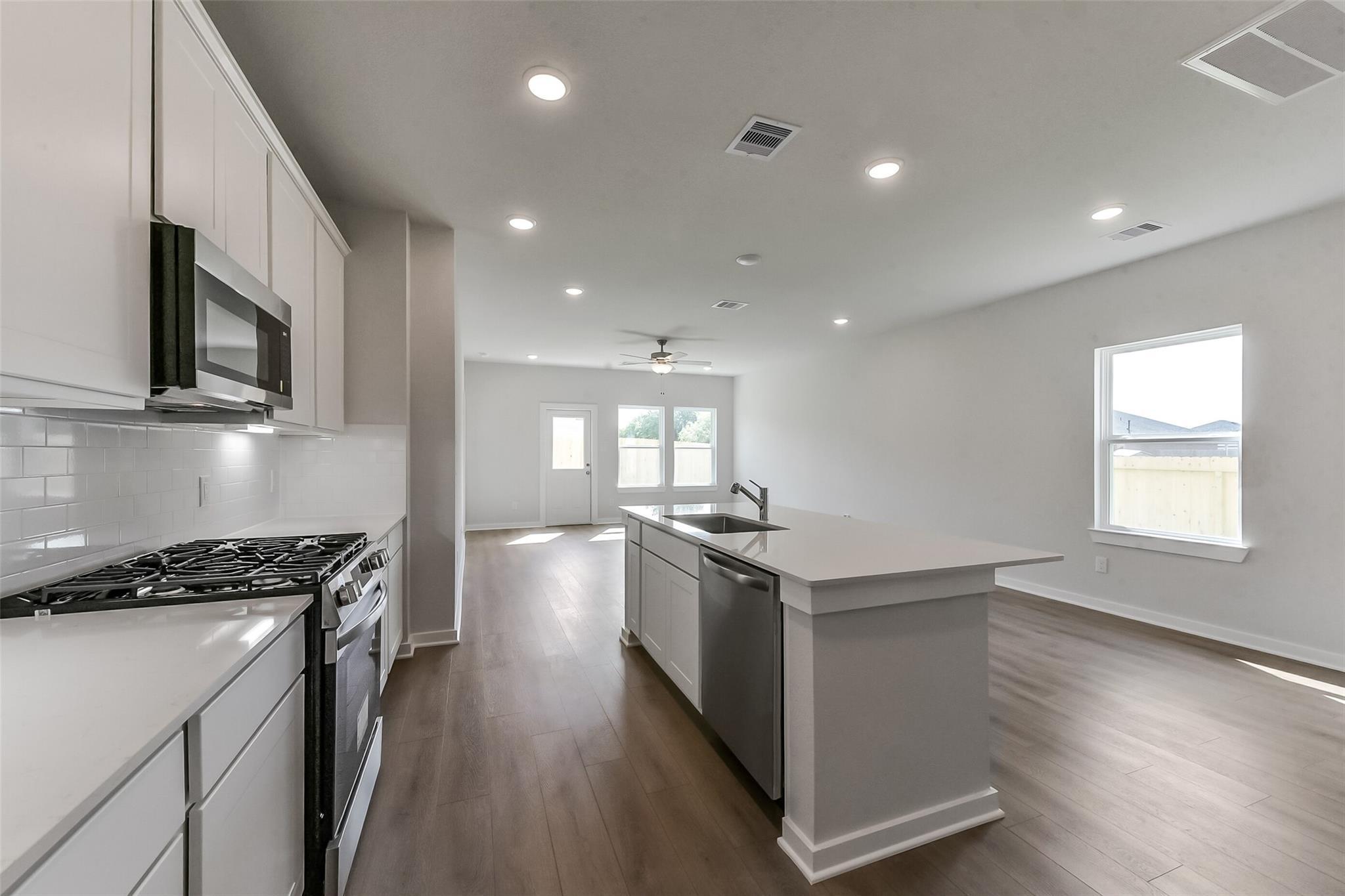 Image 9 of Davidson Homes' New Home at 1982 Brookpointe Lane