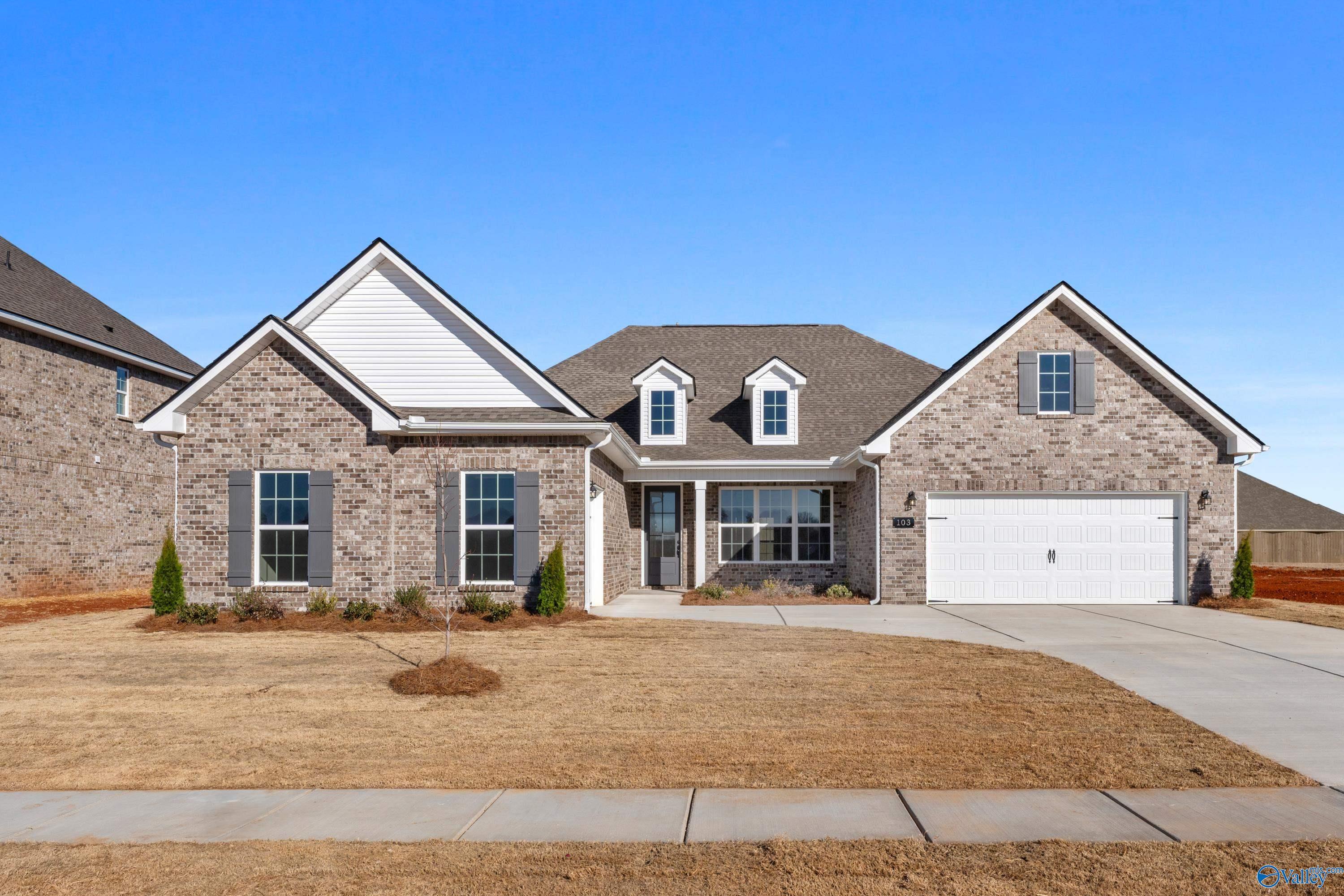 Image 4 of Davidson Homes' New Home at 202 Applewood Court