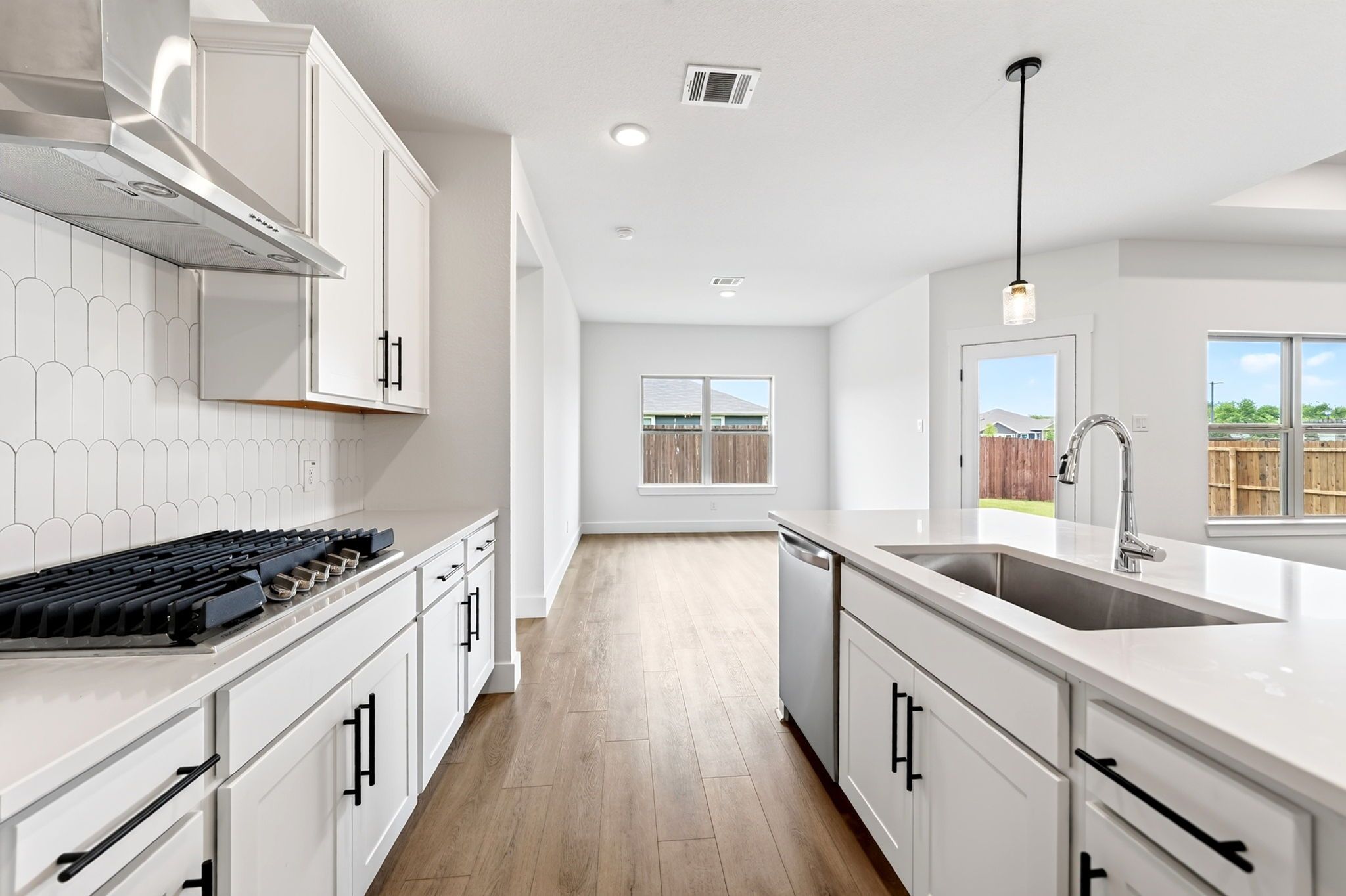 Image 13 of Davidson Homes' New Home at 202 Briarwood Drive