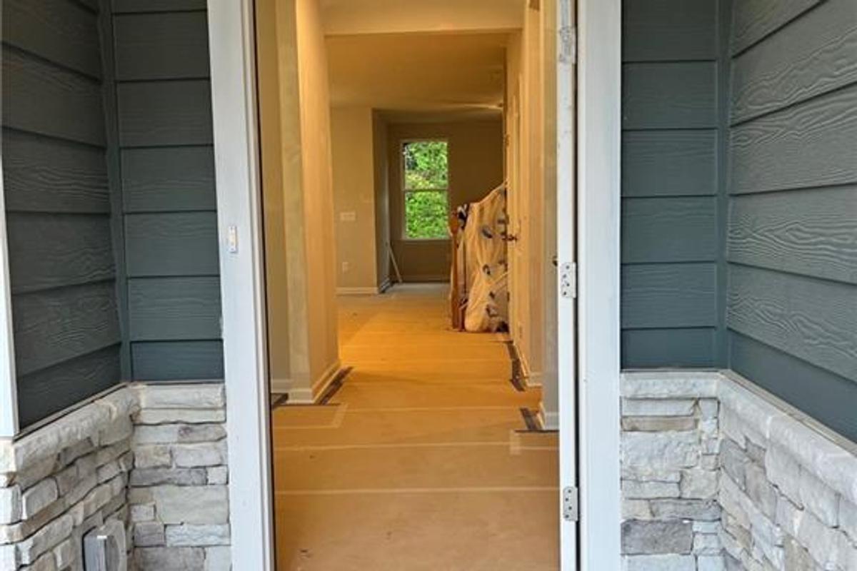 Image 2 of Davidson Homes' New Home at 317 Riverwood Pass