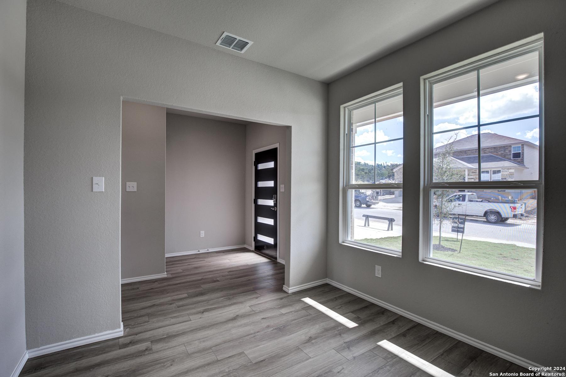 Image 6 of Davidson Homes' New Home at 6515 Lowrie Block