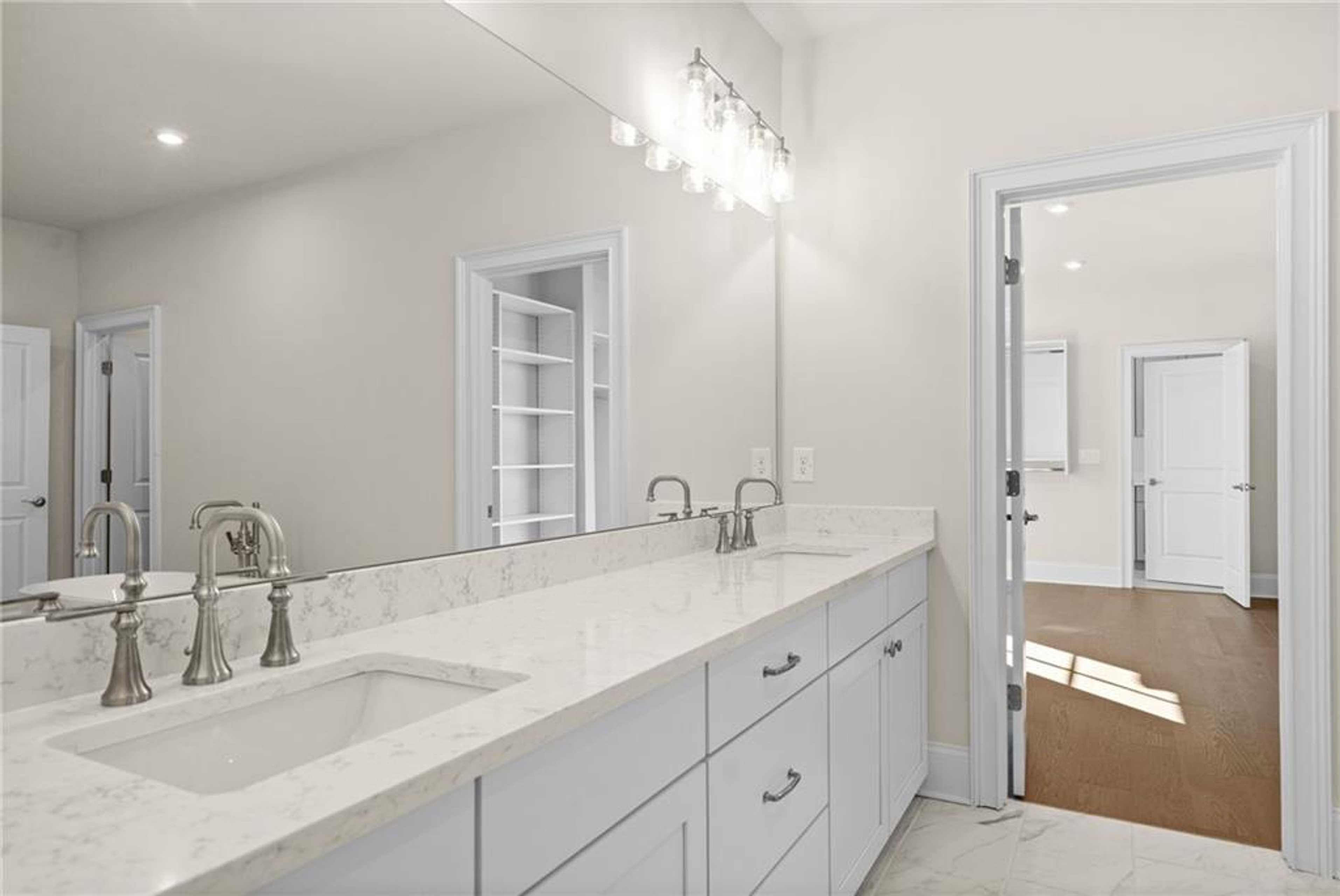 Image 37 of Davidson Homes' New Home at 2711 Twisted Oak Lane