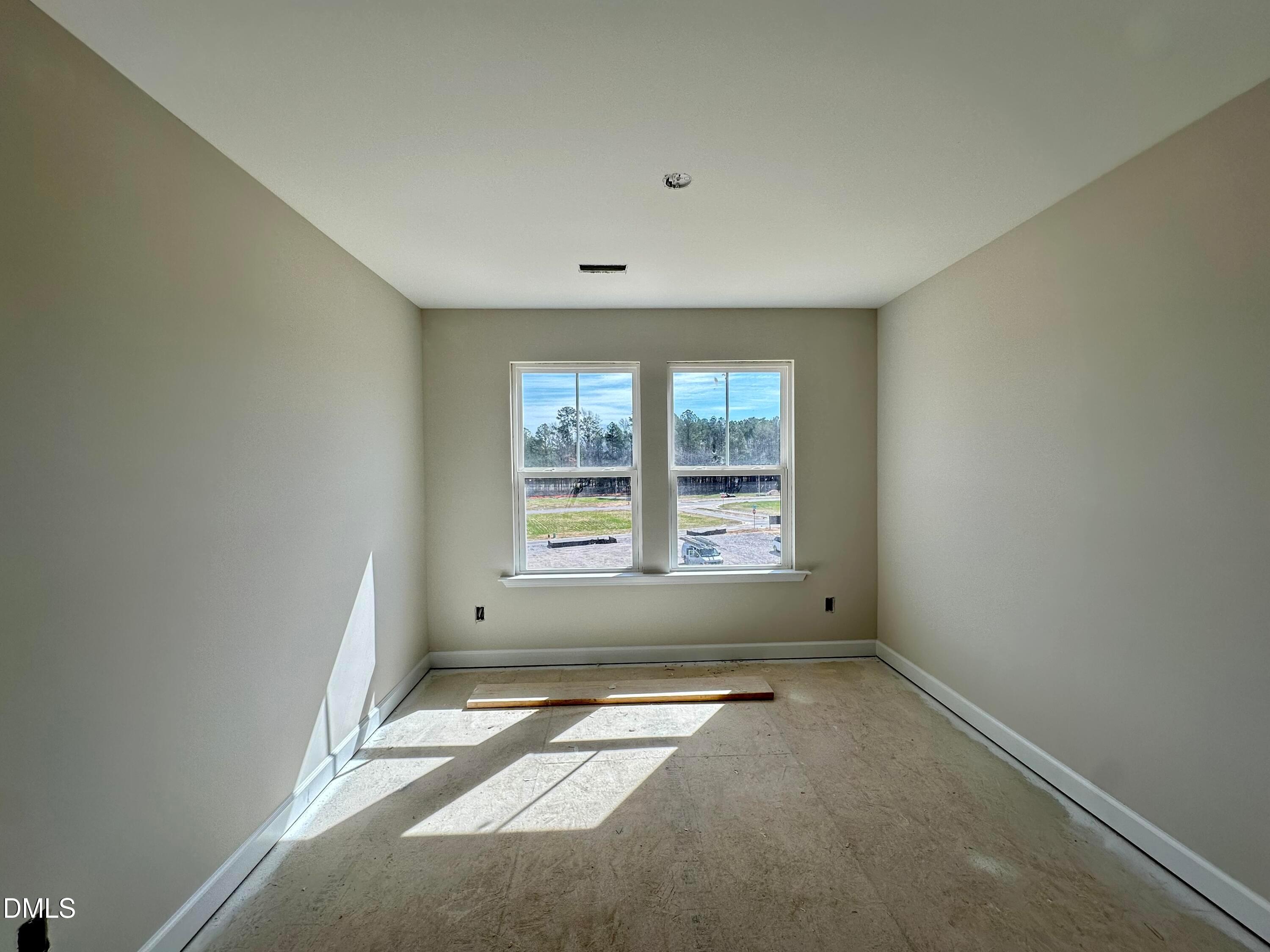 Image 16 of Davidson Homes' New Home at 608 Thatch Lane