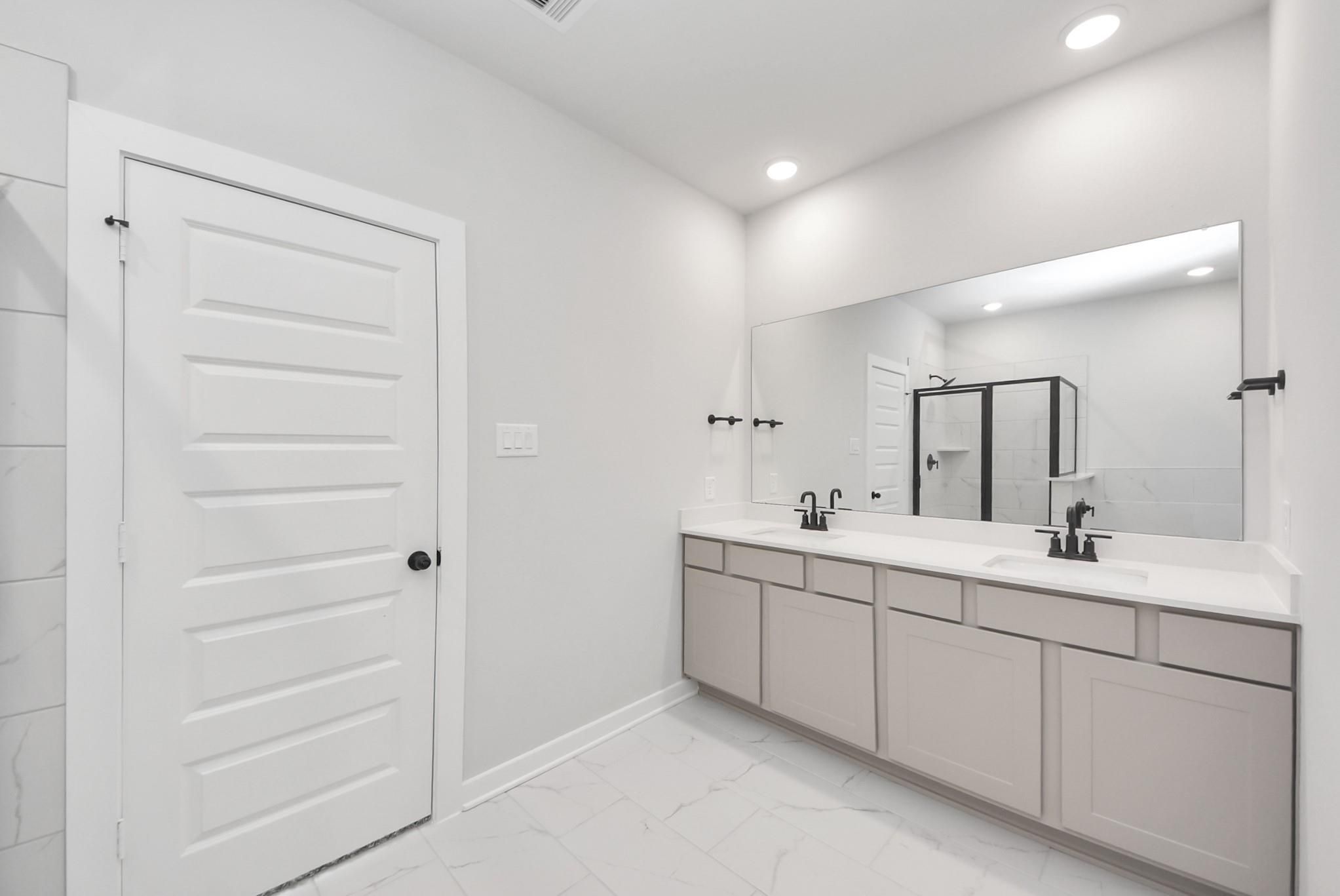 Image 31 of Davidson Homes' New Home at 247 Southern Sound Drive