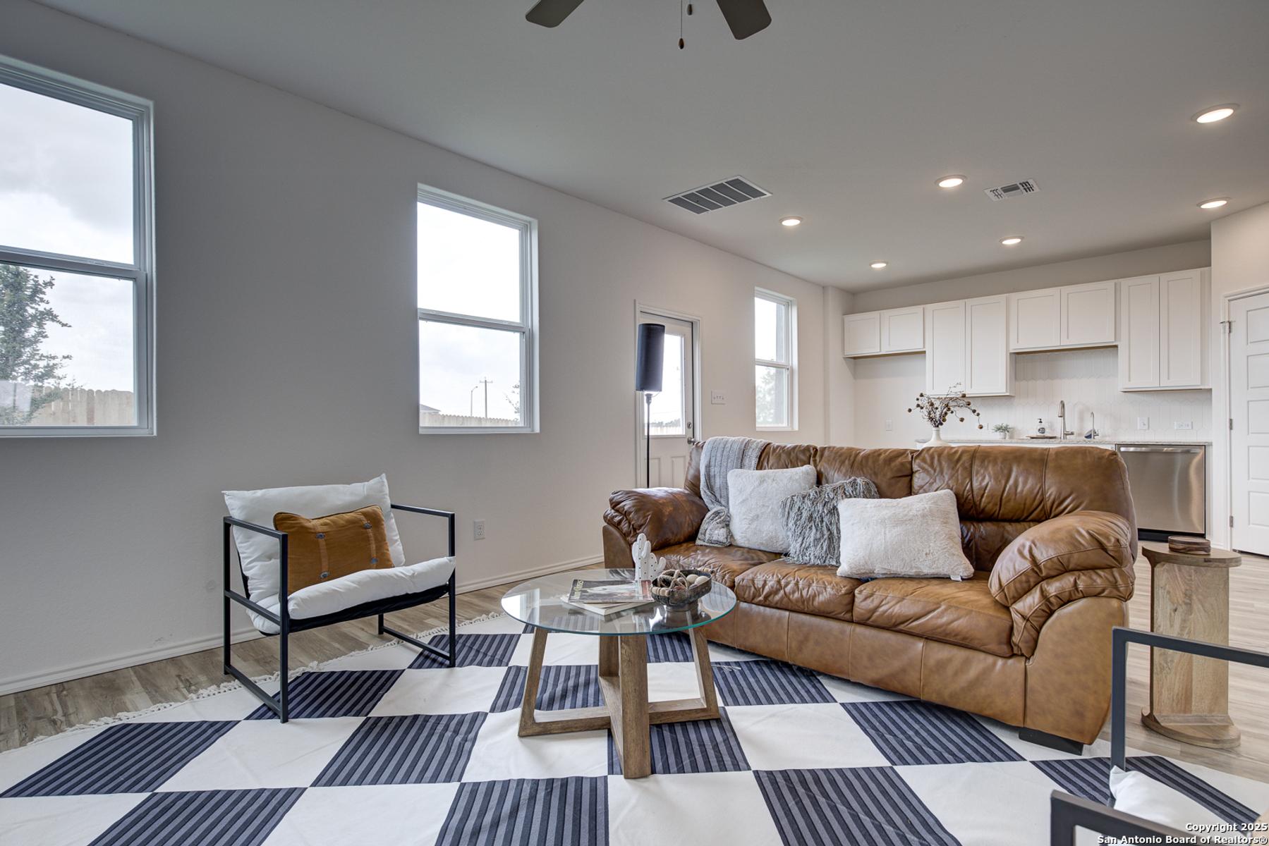 Image 7 of Davidson Homes' New Home at 2546 Dry Moss Way
